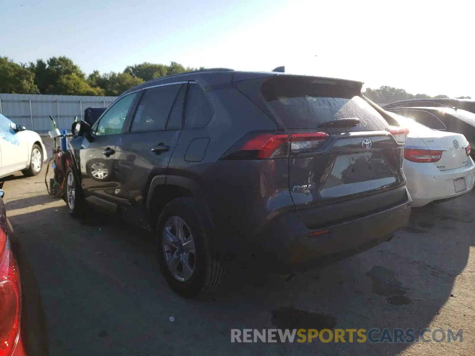 3 Photograph of a damaged car 2T3W1RFV7MW127845 TOYOTA RAV4 2021