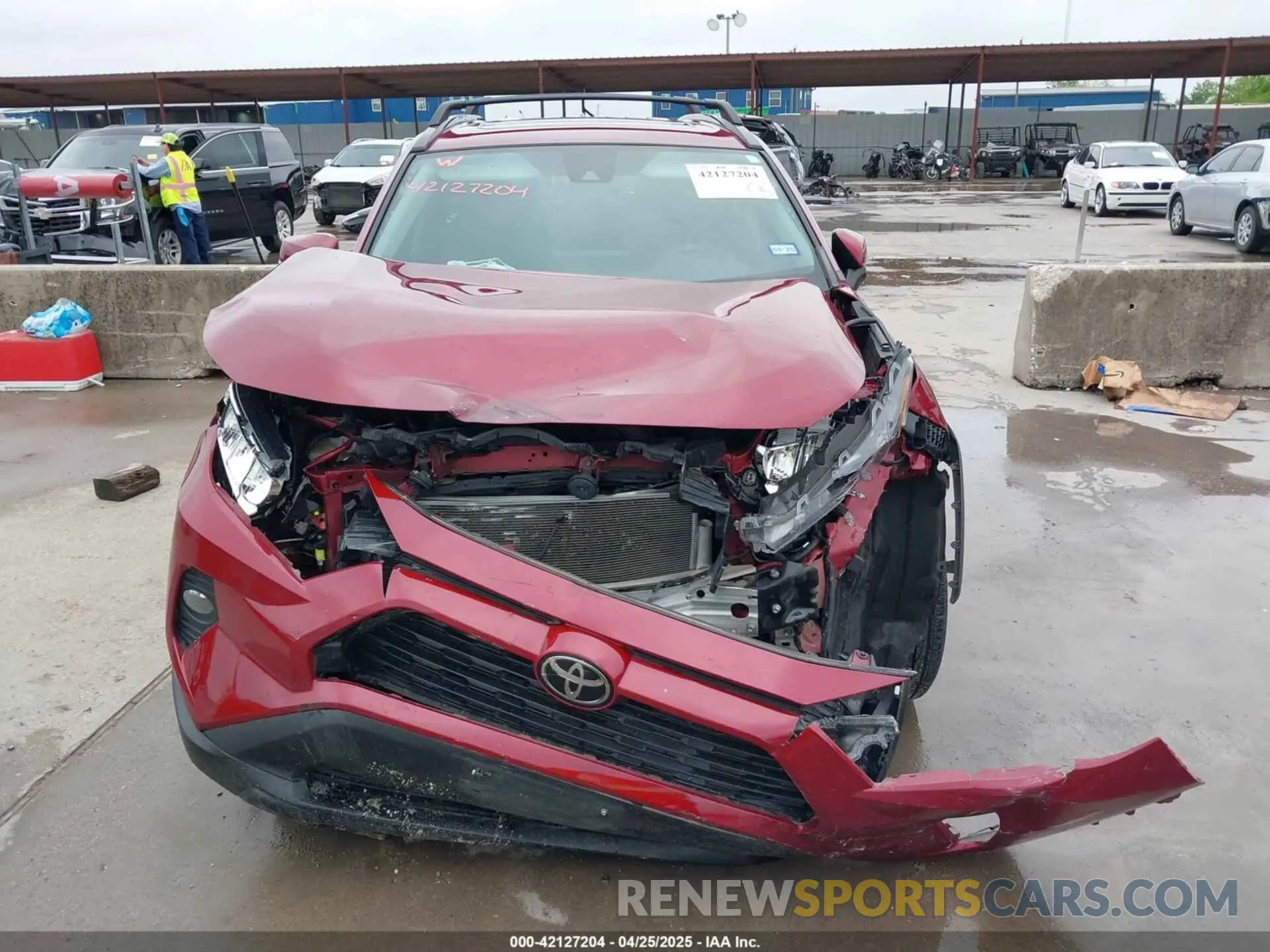 11 Photograph of a damaged car 2T3W1RFV7MW136254 TOYOTA RAV4 2021