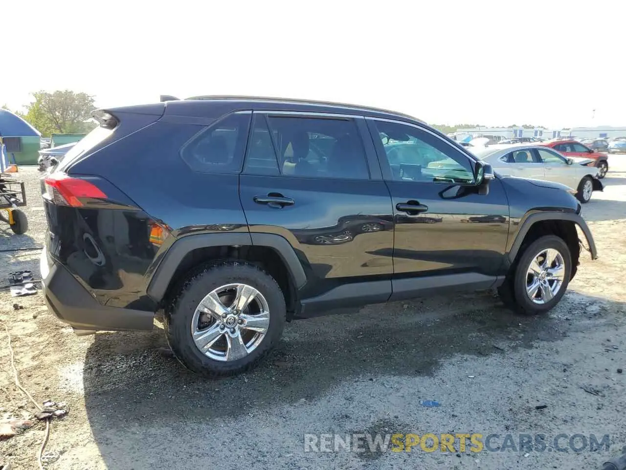 3 Photograph of a damaged car 2T3W1RFV7MW137677 TOYOTA RAV4 2021