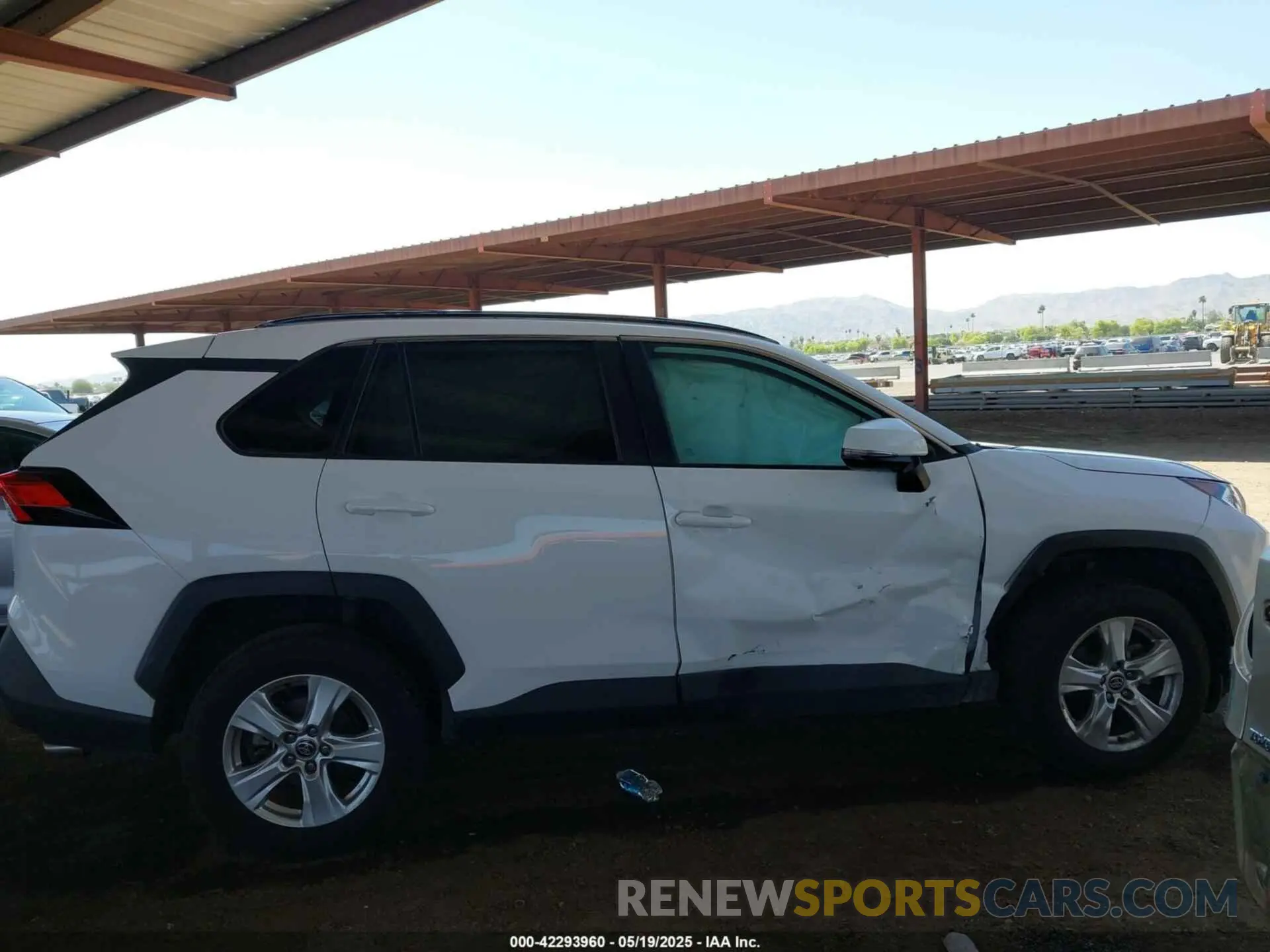 13 Photograph of a damaged car 2T3W1RFV7MW158786 TOYOTA RAV4 2021