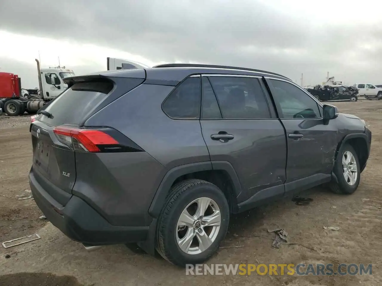 3 Photograph of a damaged car 2T3W1RFV7MW179671 TOYOTA RAV4 2021