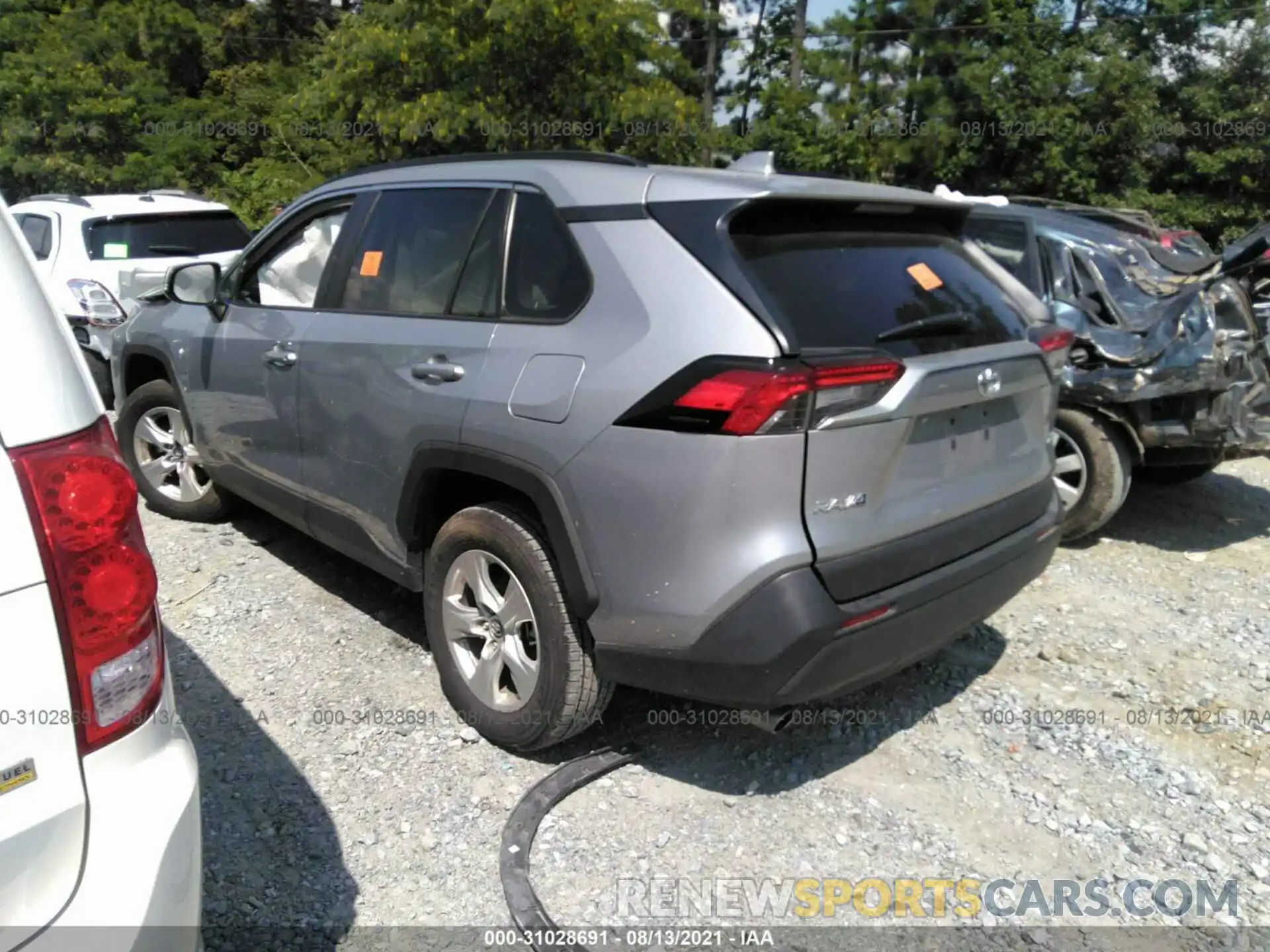 3 Photograph of a damaged car 2T3W1RFV8MC097160 TOYOTA RAV4 2021