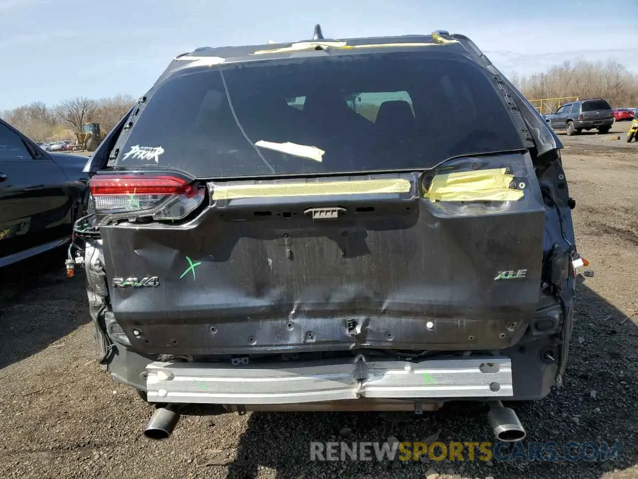 6 Photograph of a damaged car 2T3W1RFV8MC098471 TOYOTA RAV4 2021