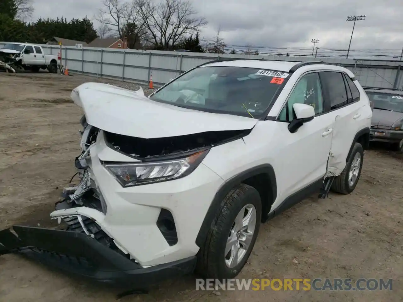 2 Photograph of a damaged car 2T3W1RFV8MC102440 TOYOTA RAV4 2021