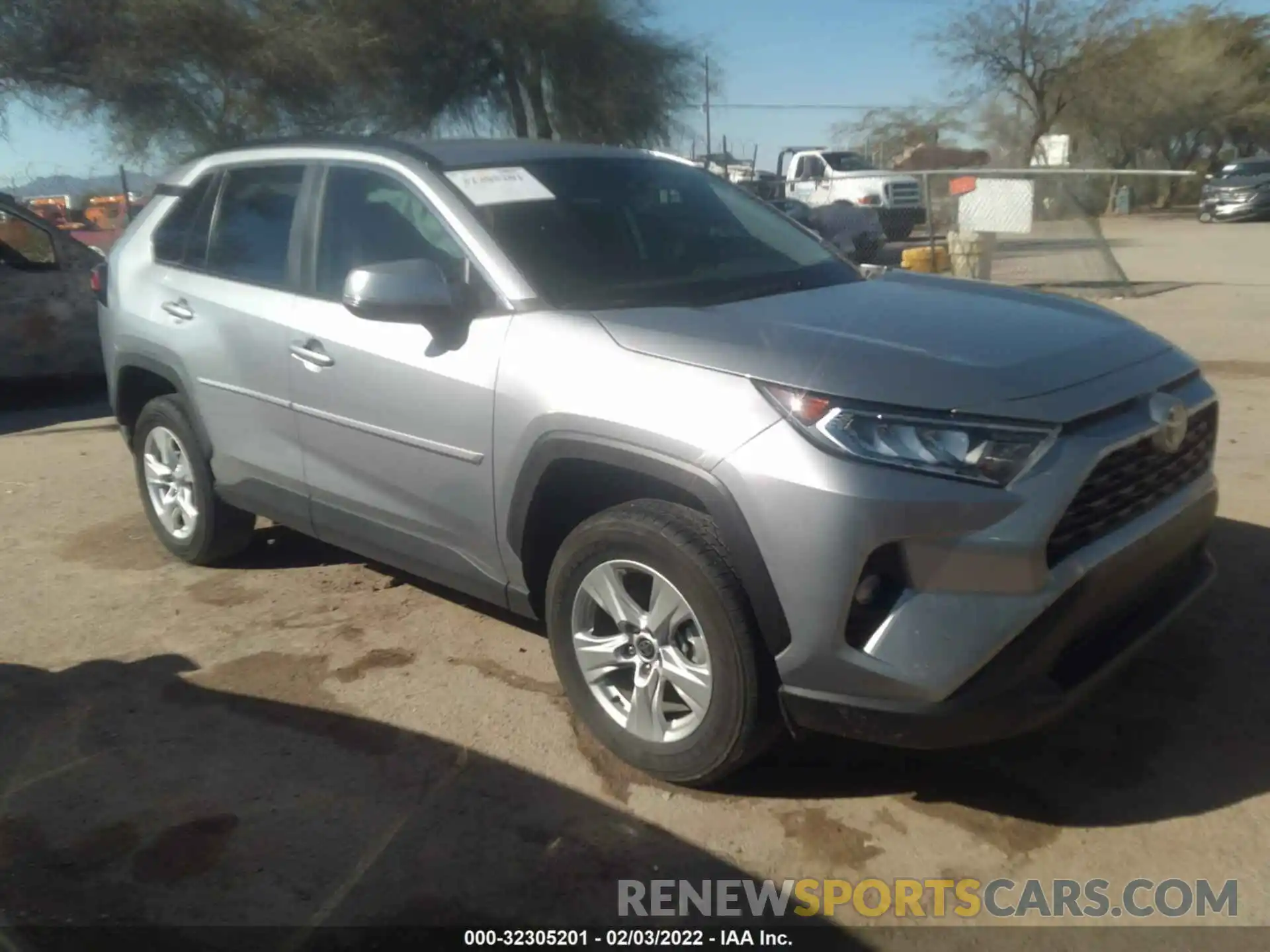 1 Photograph of a damaged car 2T3W1RFV8MC108822 TOYOTA RAV4 2021