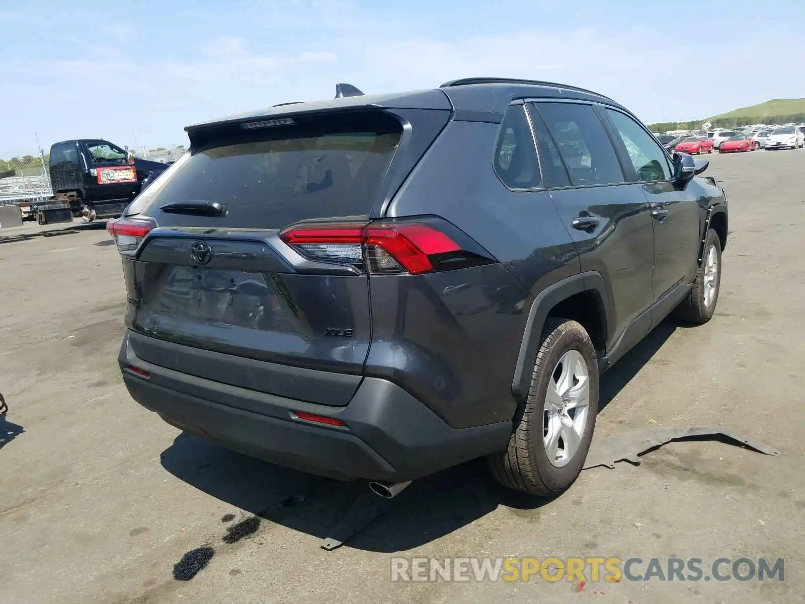 4 Photograph of a damaged car 2T3W1RFV8MC113082 TOYOTA RAV4 2021