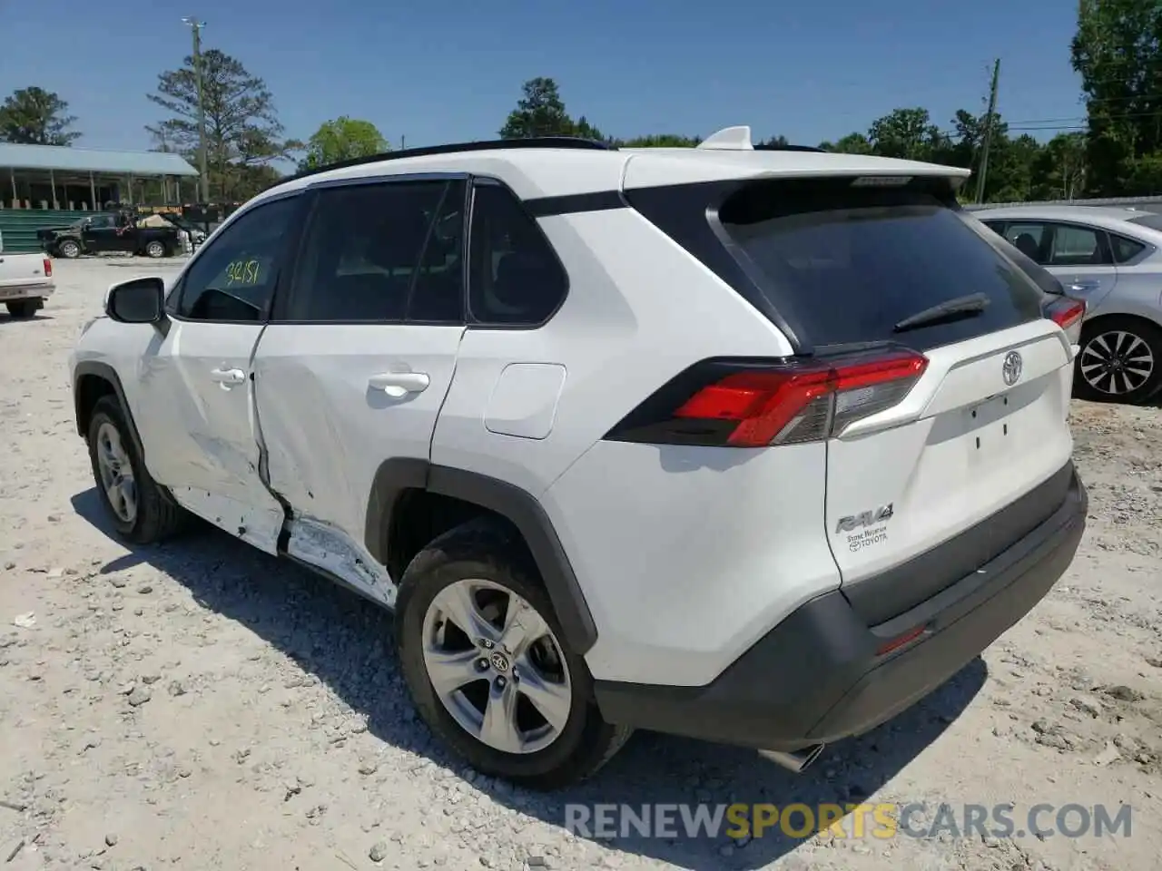 3 Photograph of a damaged car 2T3W1RFV8MC114054 TOYOTA RAV4 2021