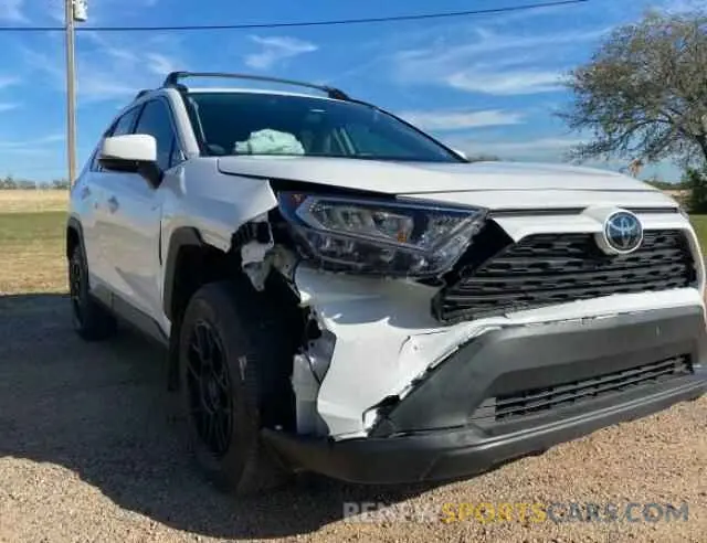 1 Photograph of a damaged car 2T3W1RFV8MC116371 TOYOTA RAV4 2021