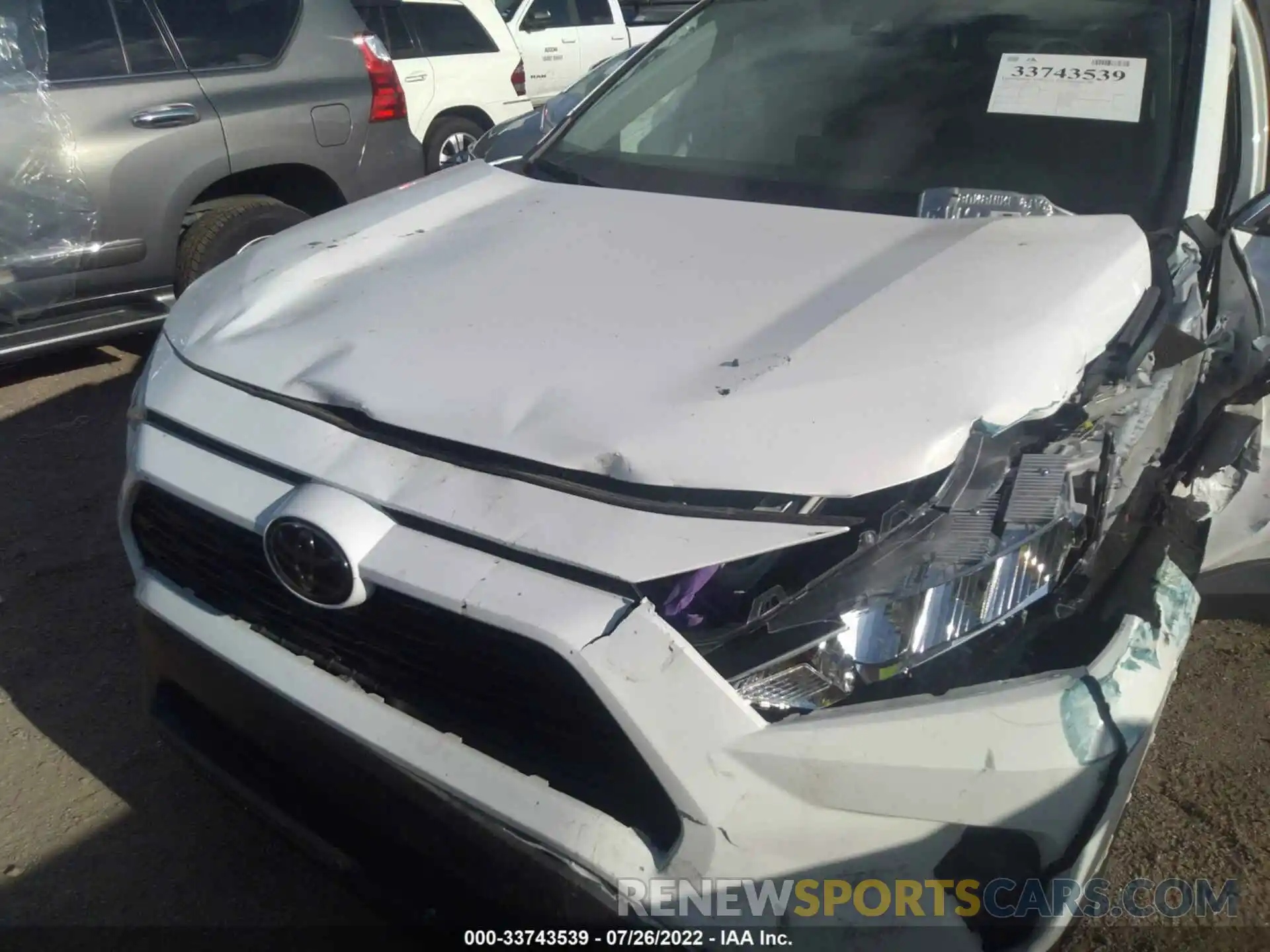 10 Photograph of a damaged car 2T3W1RFV8MC116421 TOYOTA RAV4 2021