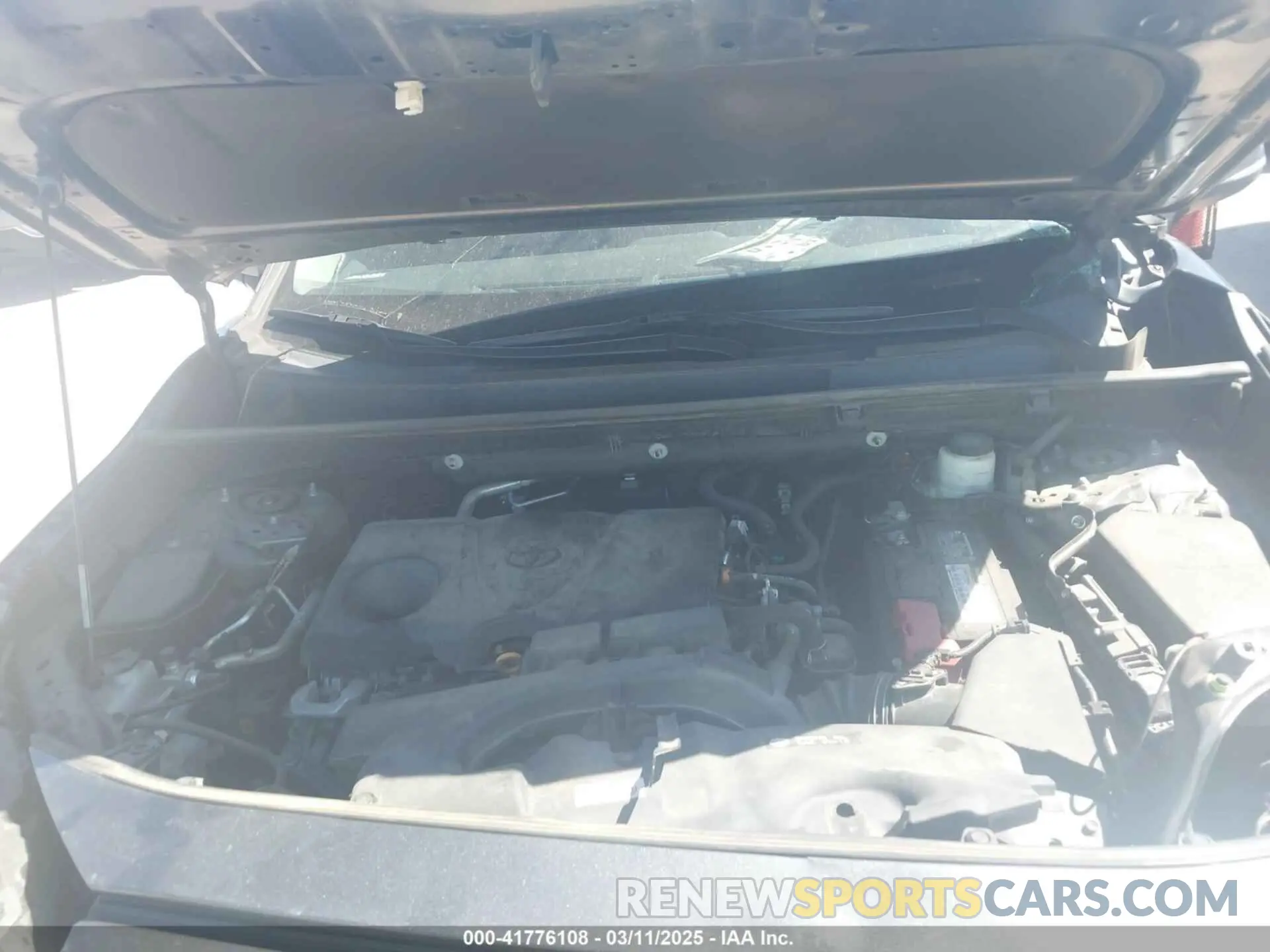 10 Photograph of a damaged car 2T3W1RFV8MC118377 TOYOTA RAV4 2021