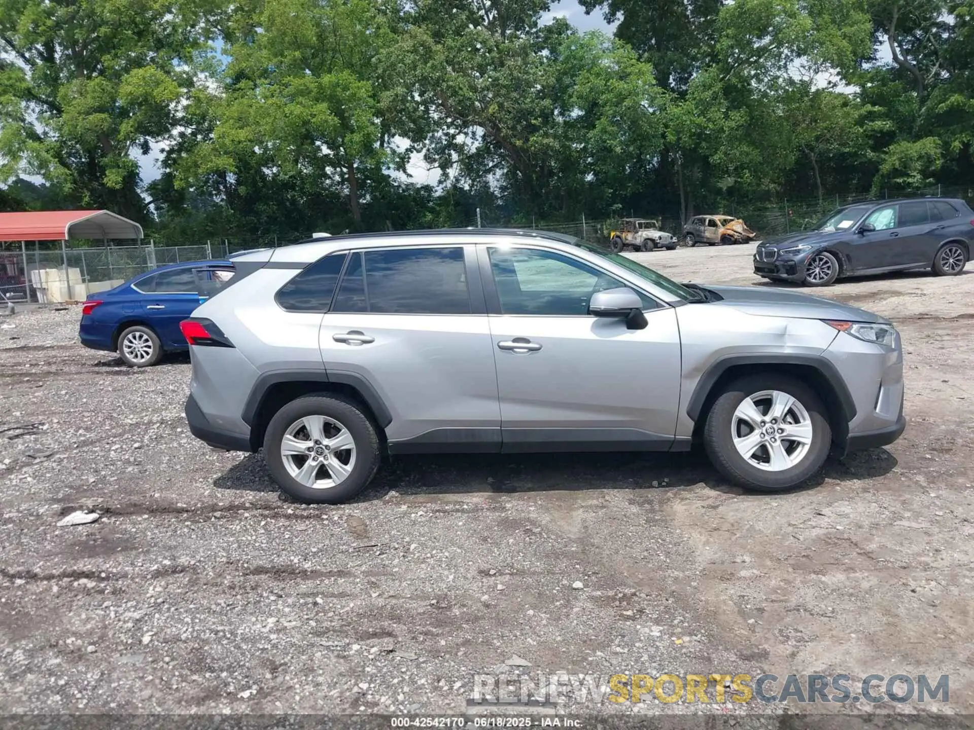 13 Photograph of a damaged car 2T3W1RFV8MC139665 TOYOTA RAV4 2021