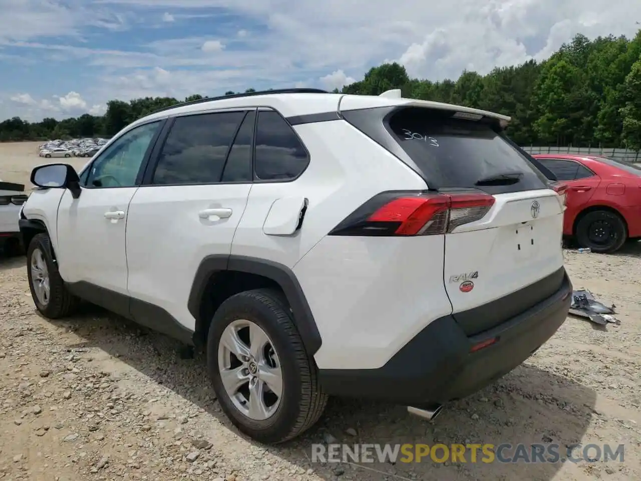 3 Photograph of a damaged car 2T3W1RFV8MC163013 TOYOTA RAV4 2021