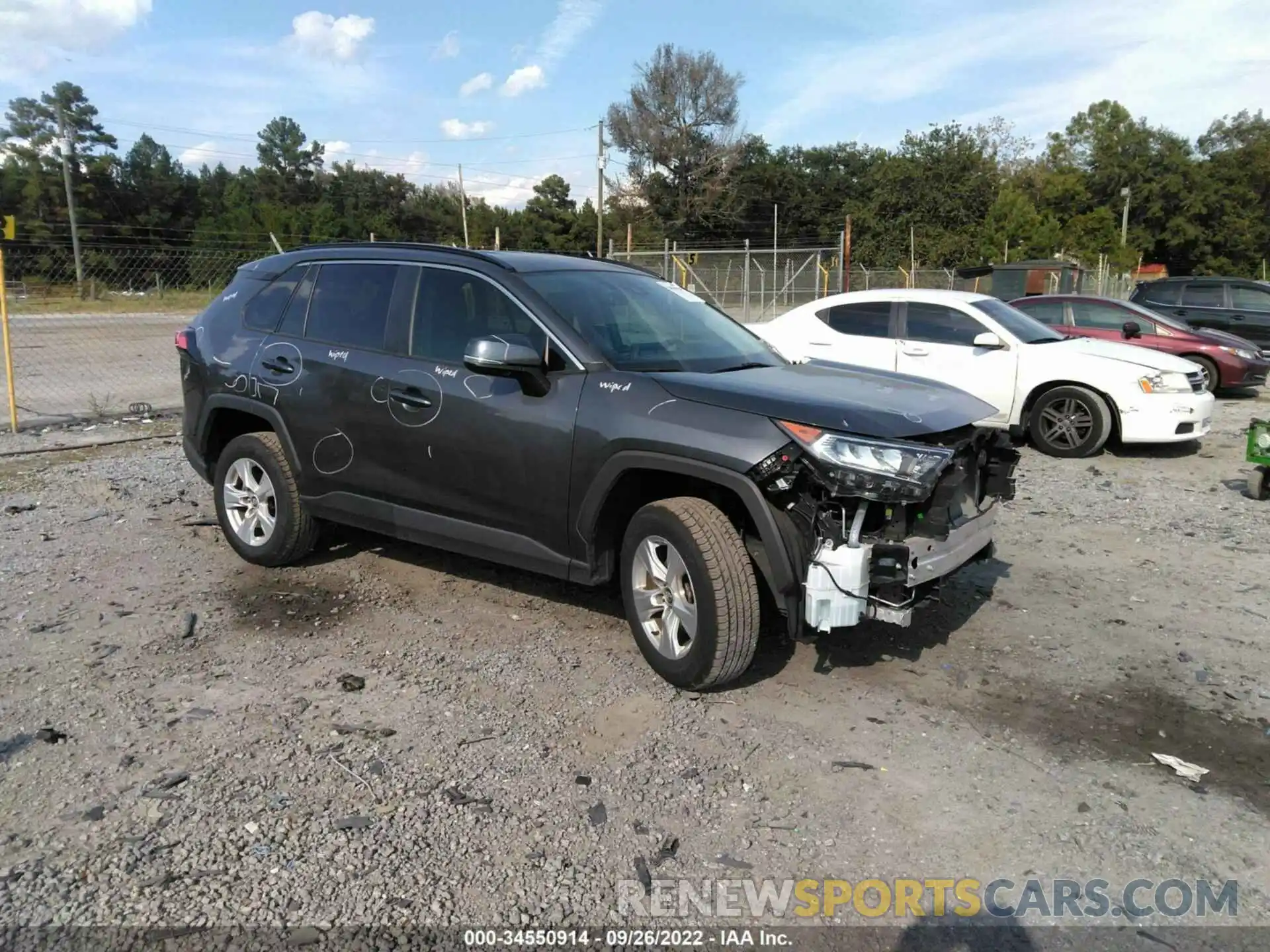 1 Photograph of a damaged car 2T3W1RFV8MW108818 TOYOTA RAV4 2021