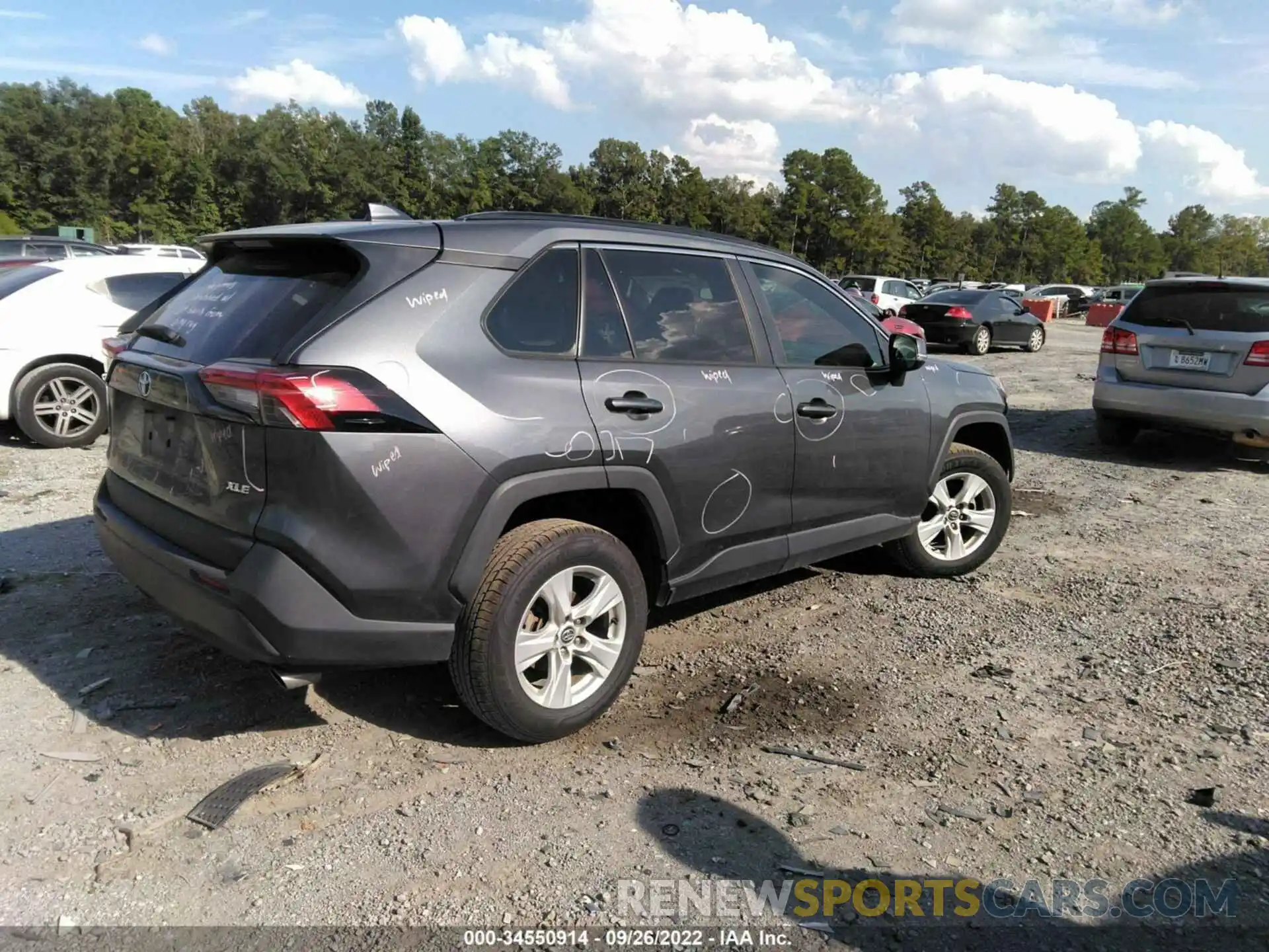 4 Photograph of a damaged car 2T3W1RFV8MW108818 TOYOTA RAV4 2021