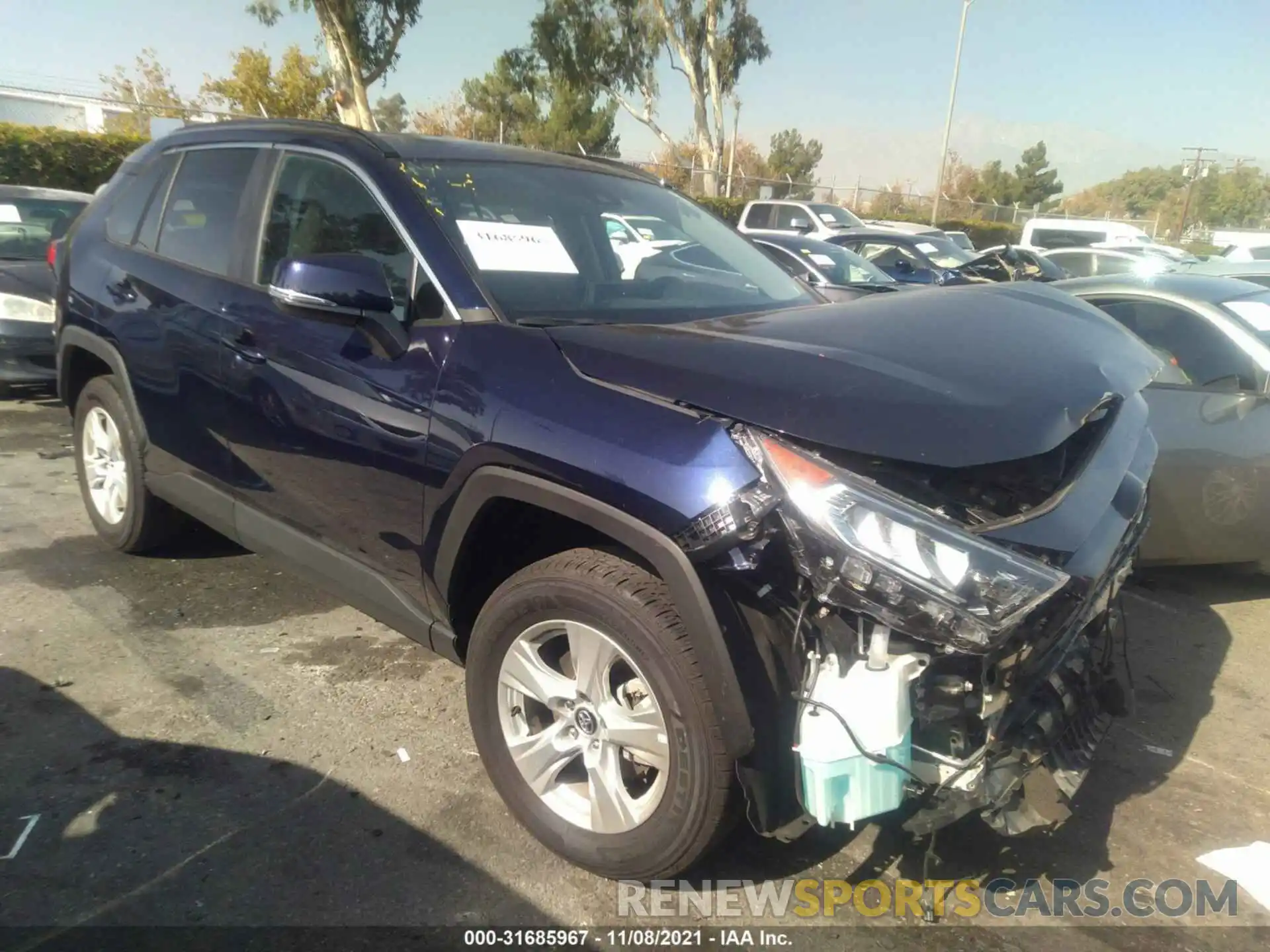 1 Photograph of a damaged car 2T3W1RFV8MW122458 TOYOTA RAV4 2021