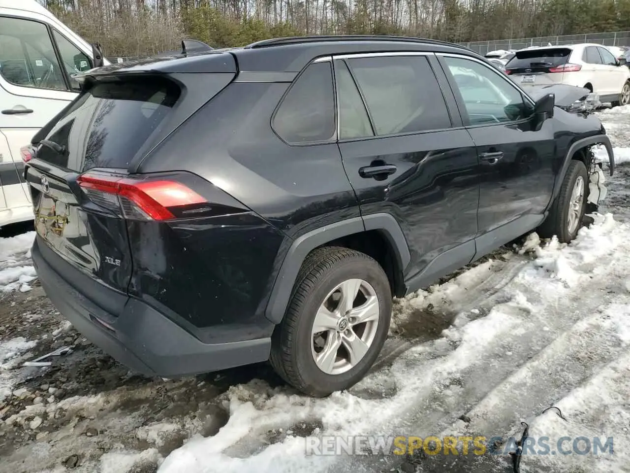 3 Photograph of a damaged car 2T3W1RFV8MW126395 TOYOTA RAV4 2021