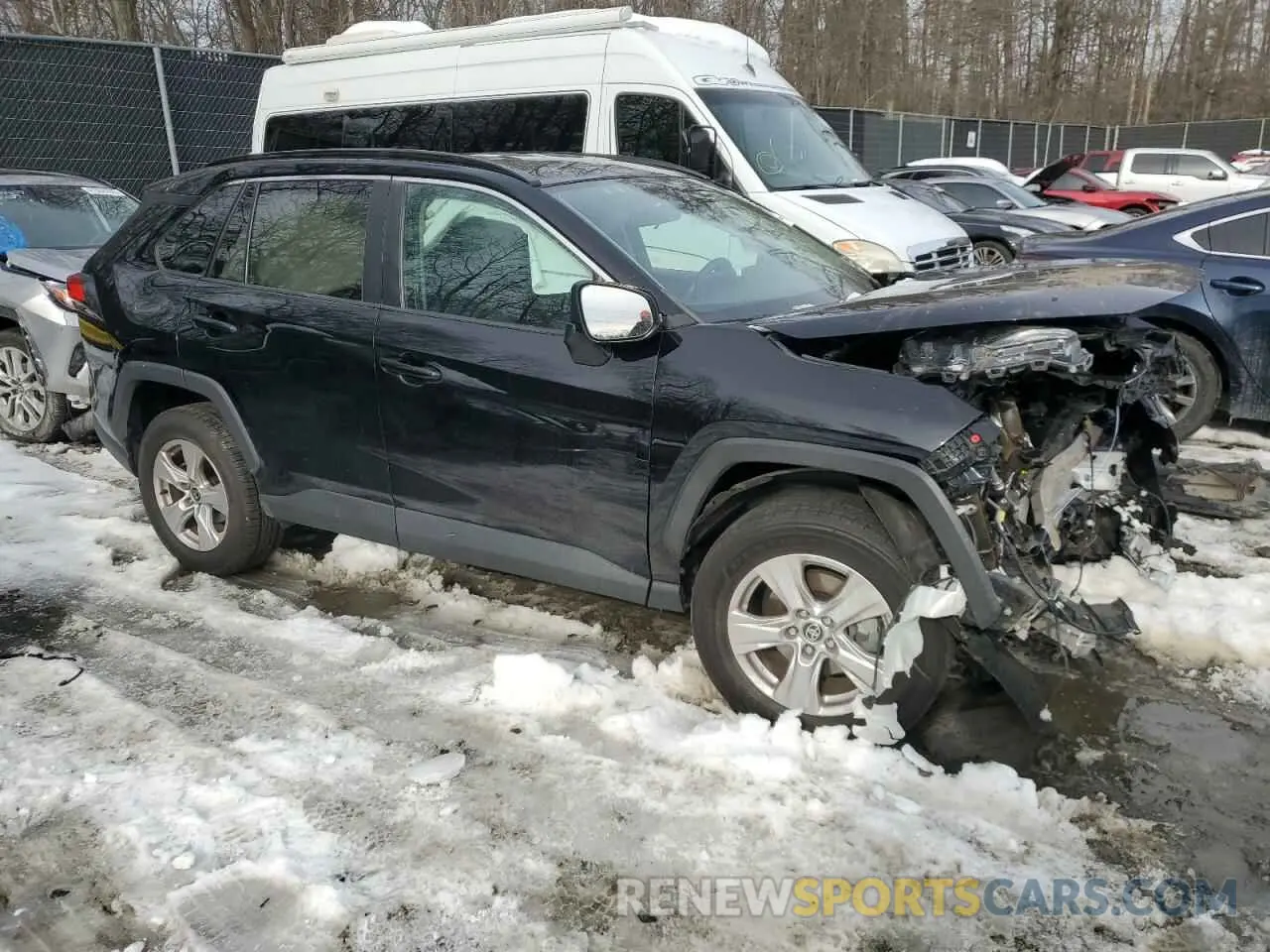 4 Photograph of a damaged car 2T3W1RFV8MW126395 TOYOTA RAV4 2021