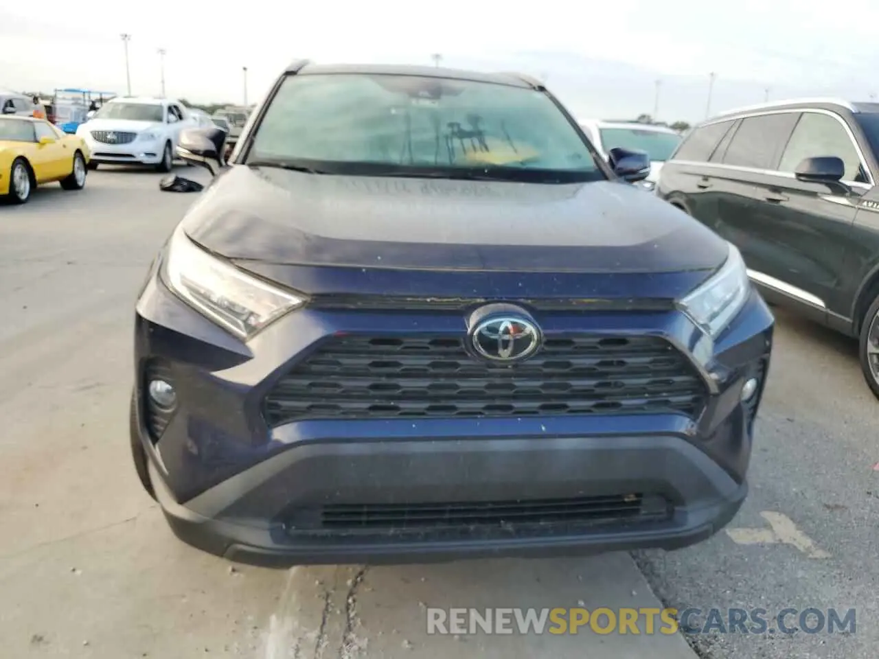 5 Photograph of a damaged car 2T3W1RFV8MW127854 TOYOTA RAV4 2021