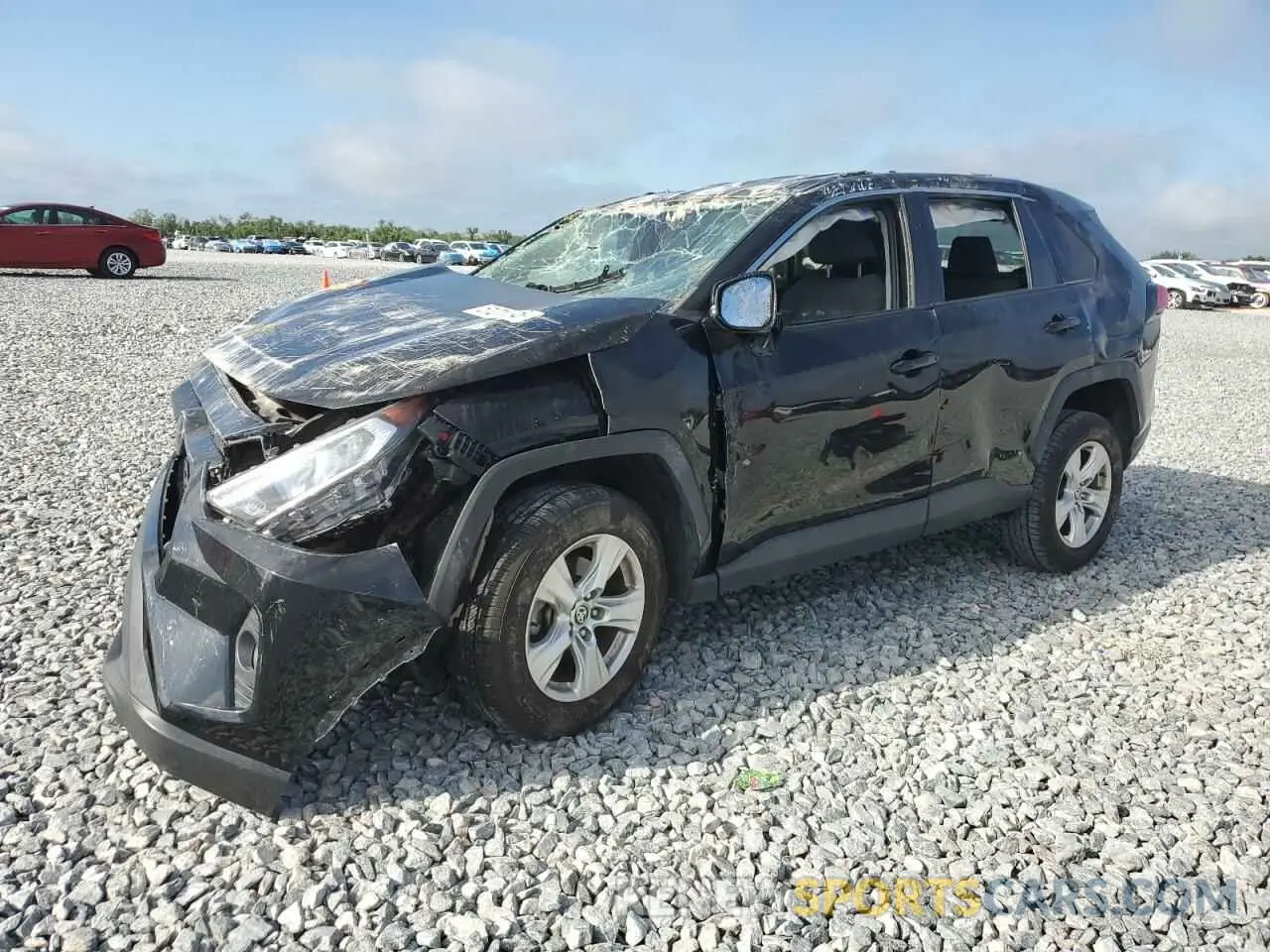 1 Photograph of a damaged car 2T3W1RFV8MW133153 TOYOTA RAV4 2021