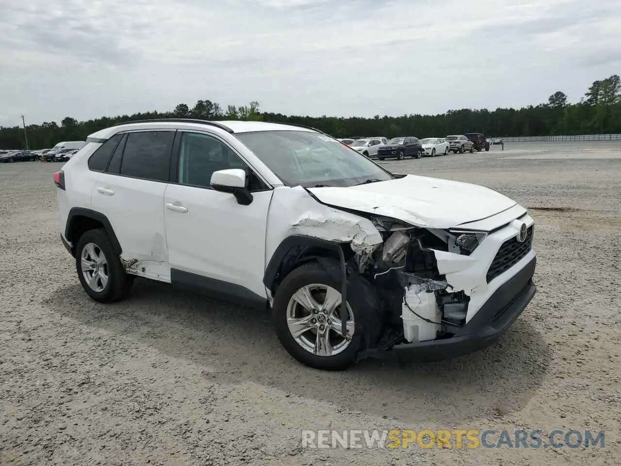 4 Photograph of a damaged car 2T3W1RFV8MW137123 TOYOTA RAV4 2021