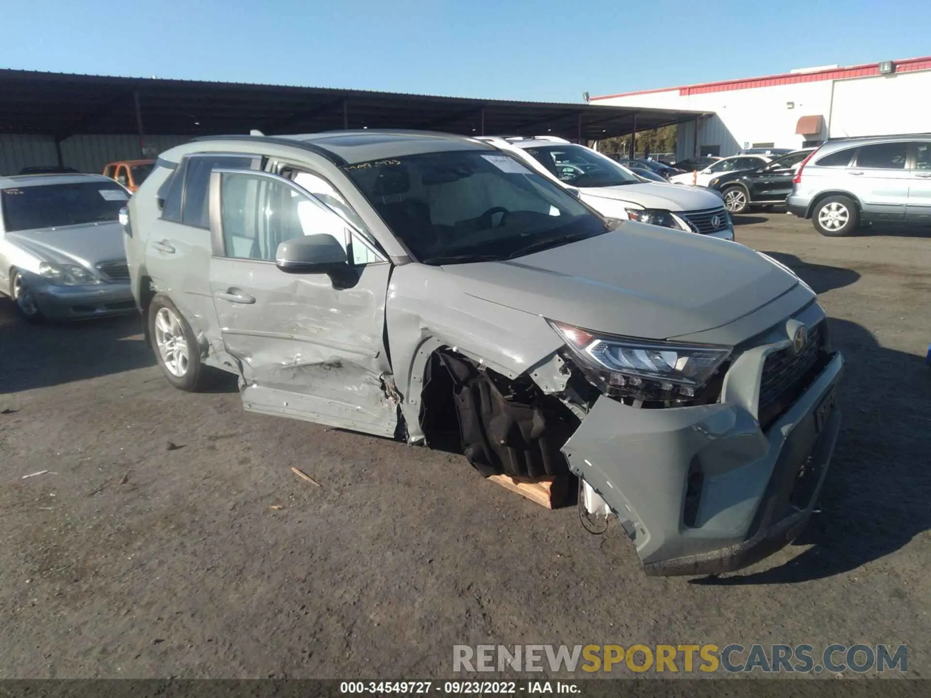 1 Photograph of a damaged car 2T3W1RFV8MW159073 TOYOTA RAV4 2021