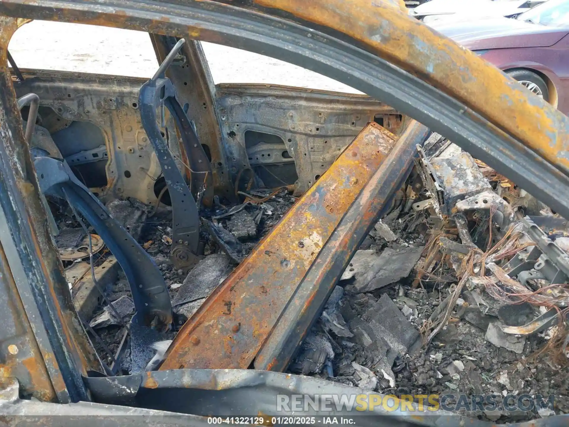 5 Photograph of a damaged car 2T3W1RFV8MW161793 TOYOTA RAV4 2021