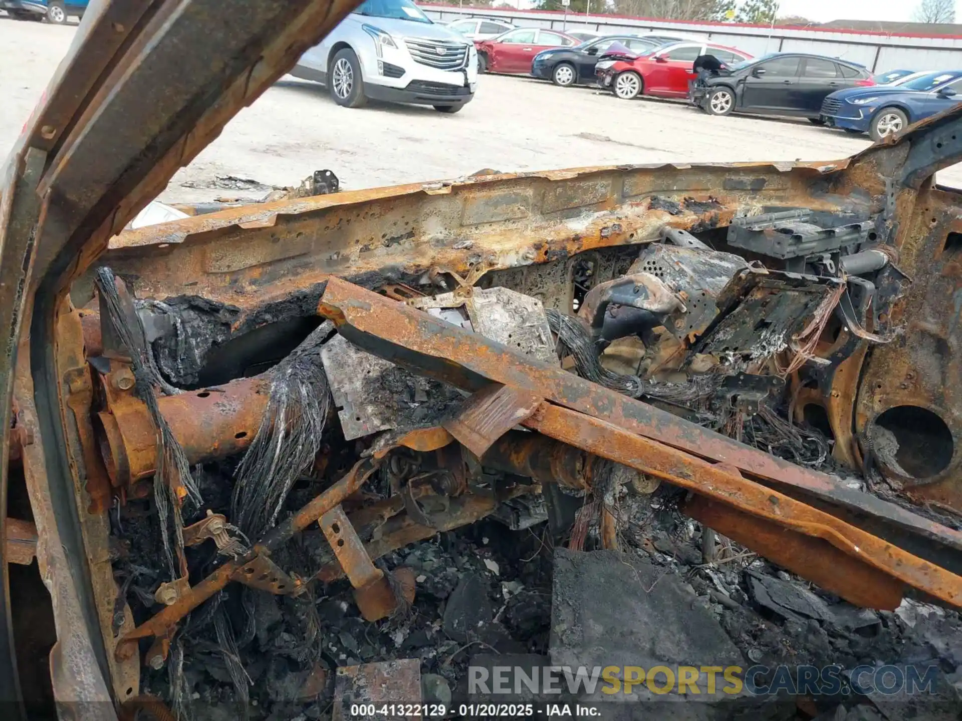 7 Photograph of a damaged car 2T3W1RFV8MW161793 TOYOTA RAV4 2021