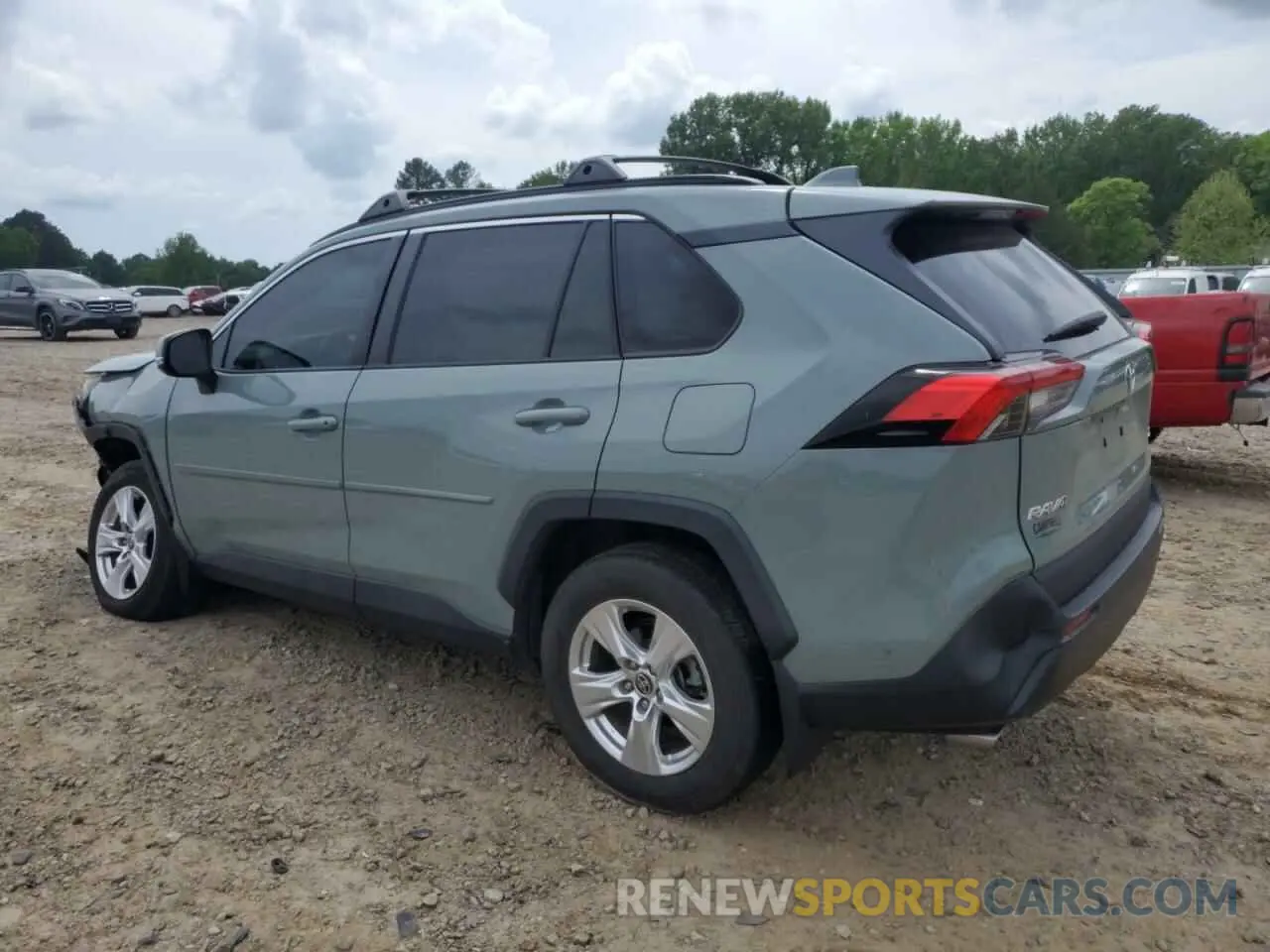 2 Photograph of a damaged car 2T3W1RFV8MW169215 TOYOTA RAV4 2021