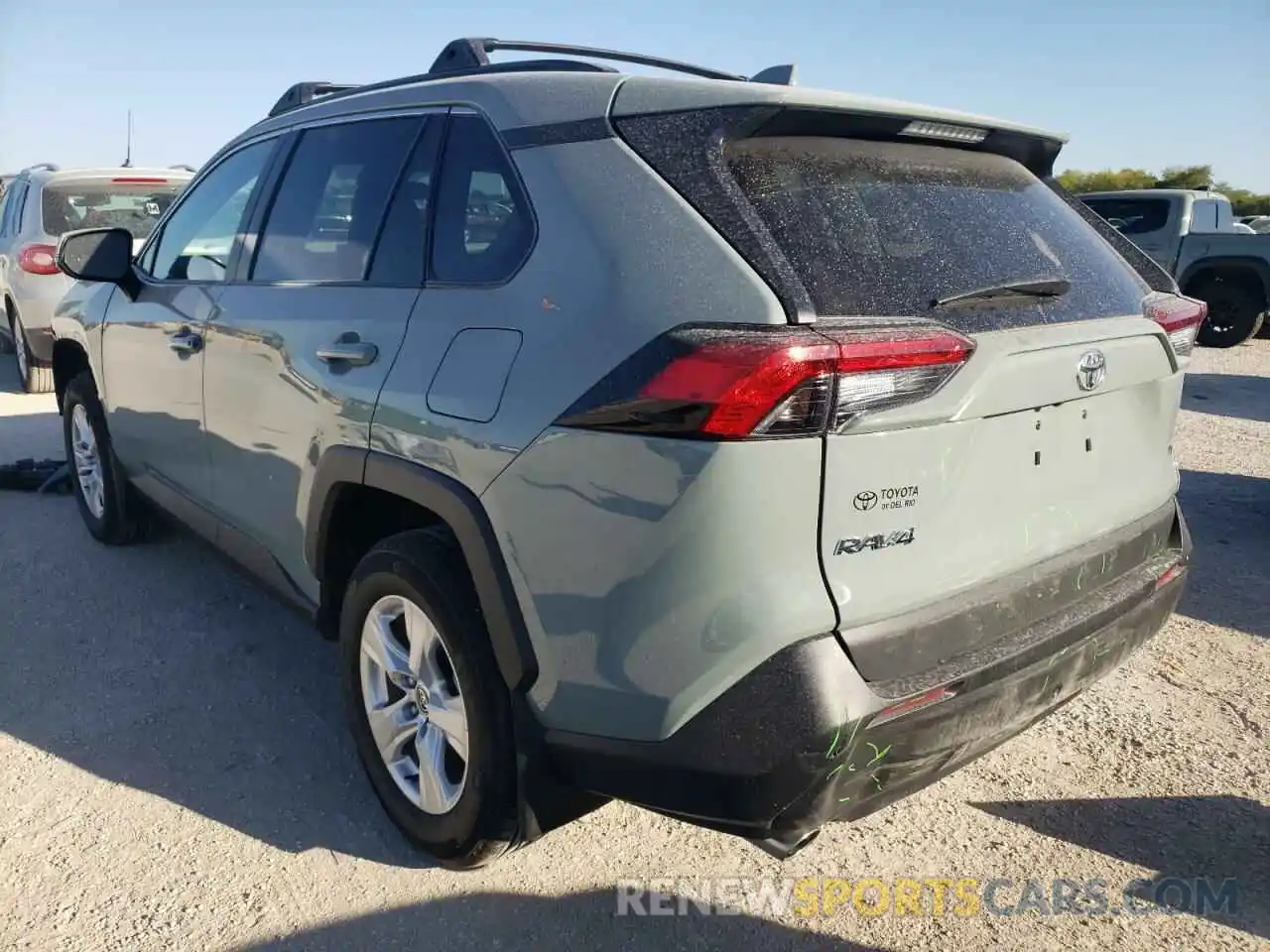 3 Photograph of a damaged car 2T3W1RFV8MW170431 TOYOTA RAV4 2021