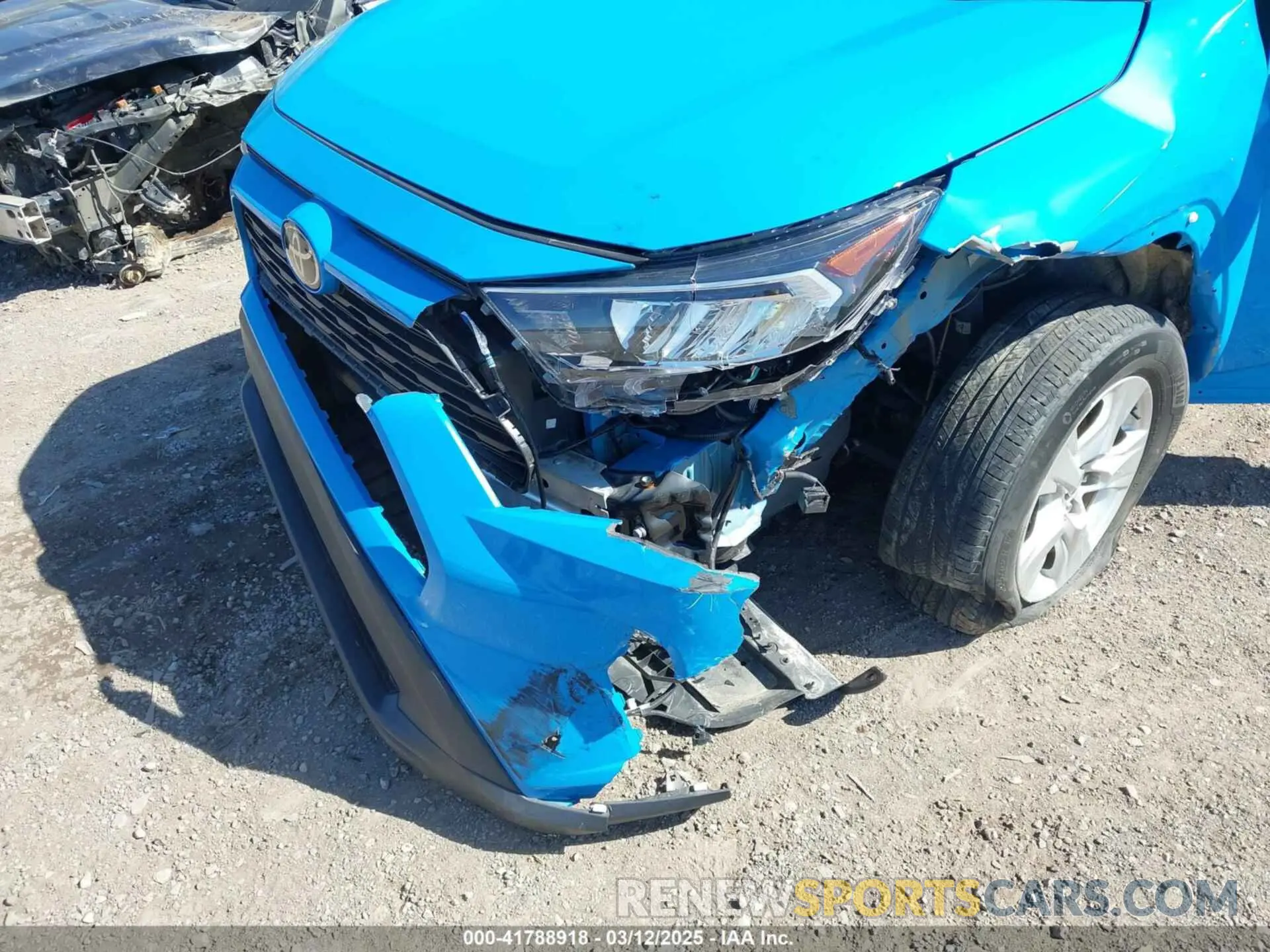 6 Photograph of a damaged car 2T3W1RFV8MW172874 TOYOTA RAV4 2021