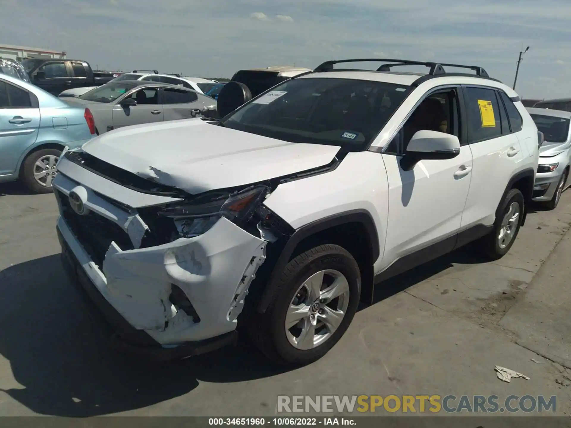 2 Photograph of a damaged car 2T3W1RFV8MW184216 TOYOTA RAV4 2021