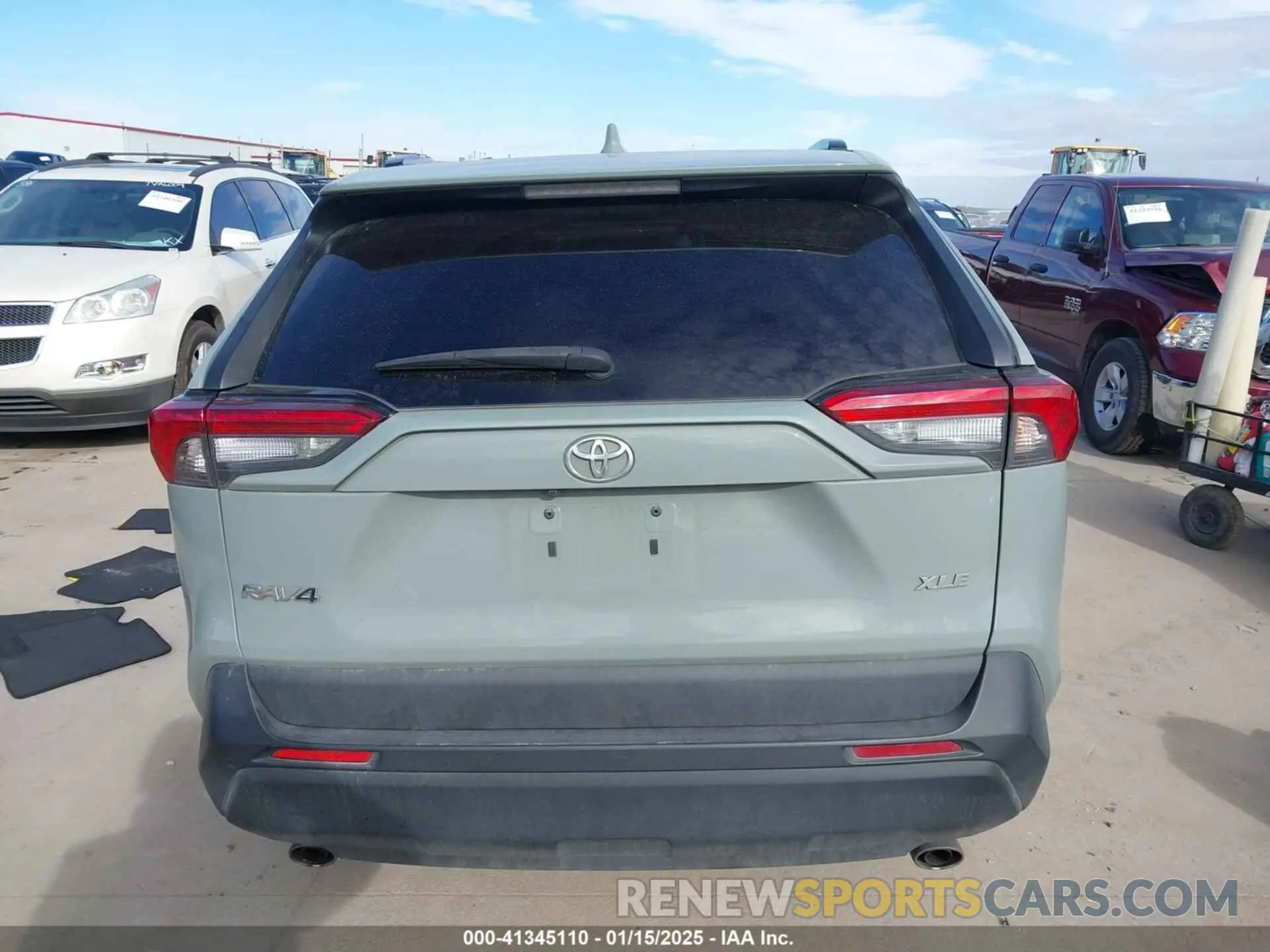 16 Photograph of a damaged car 2T3W1RFV9MC091948 TOYOTA RAV4 2021