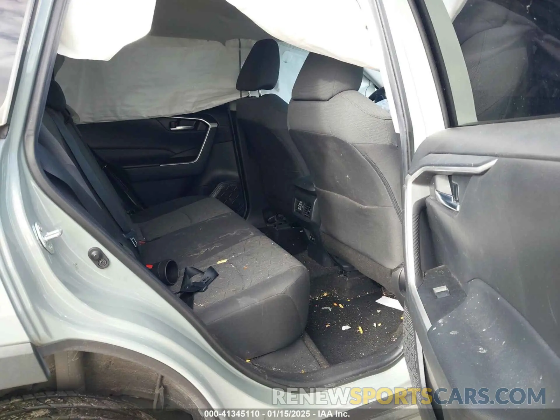 8 Photograph of a damaged car 2T3W1RFV9MC091948 TOYOTA RAV4 2021