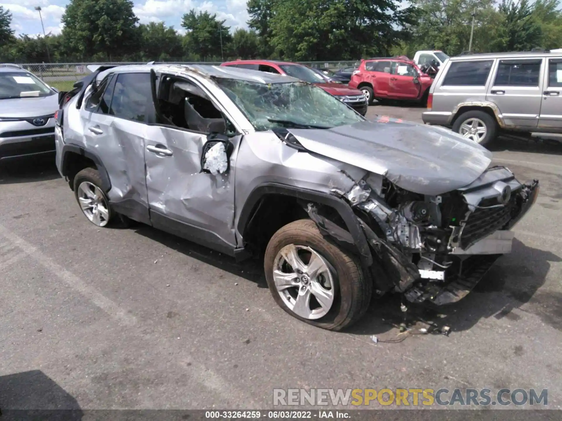 1 Photograph of a damaged car 2T3W1RFV9MC093604 TOYOTA RAV4 2021