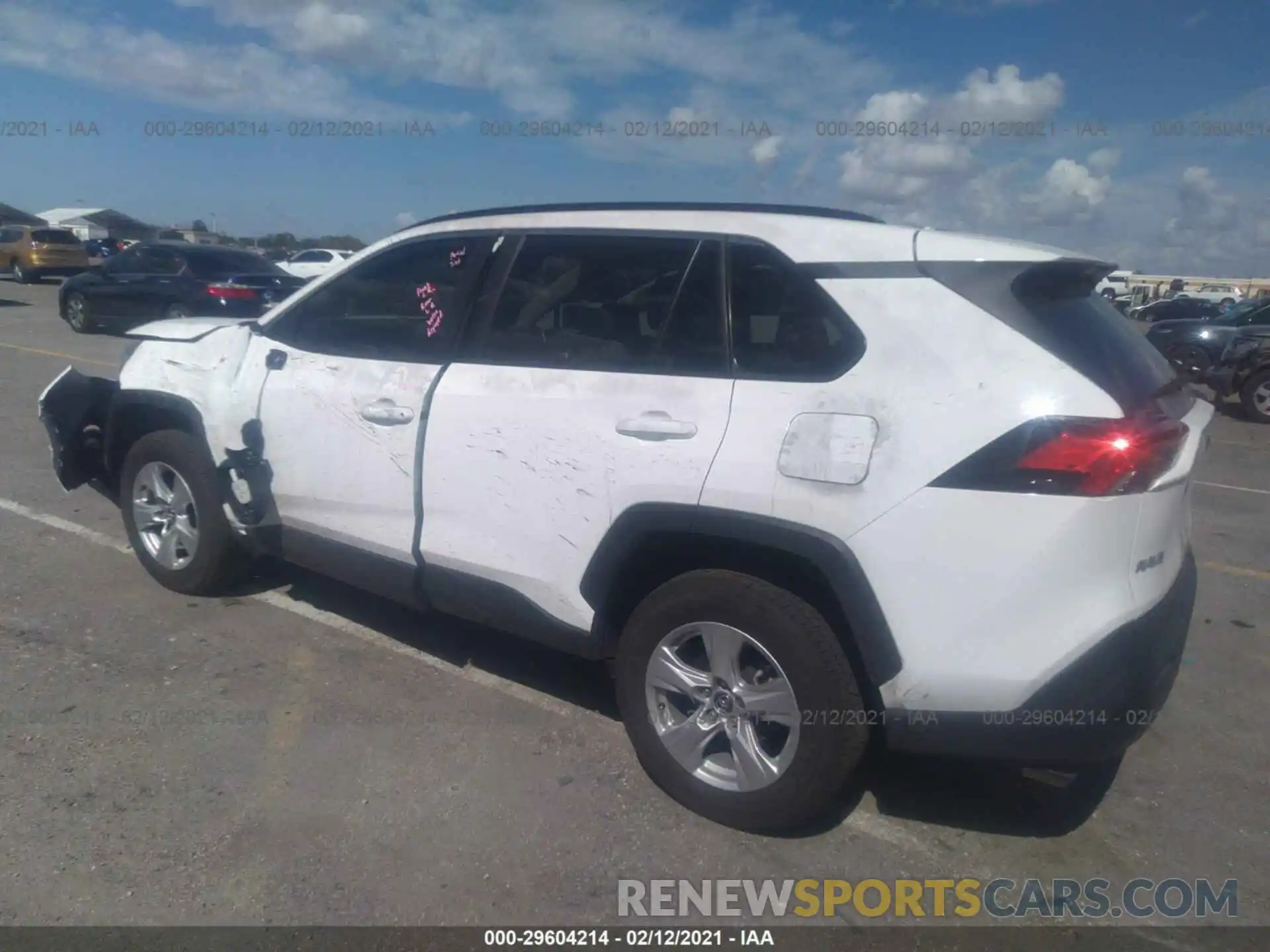 3 Photograph of a damaged car 2T3W1RFV9MC104763 TOYOTA RAV4 2021