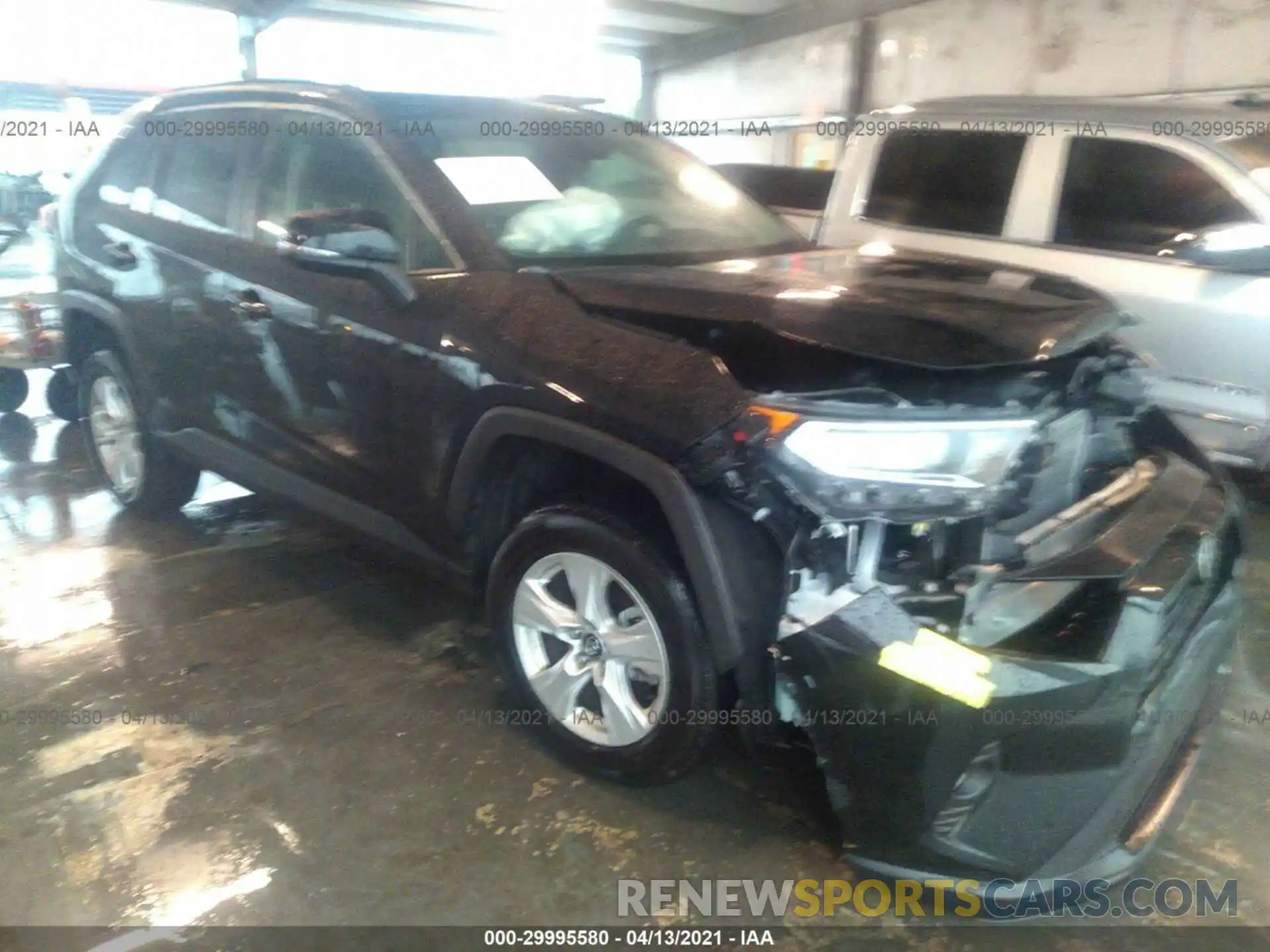 1 Photograph of a damaged car 2T3W1RFV9MC105038 TOYOTA RAV4 2021