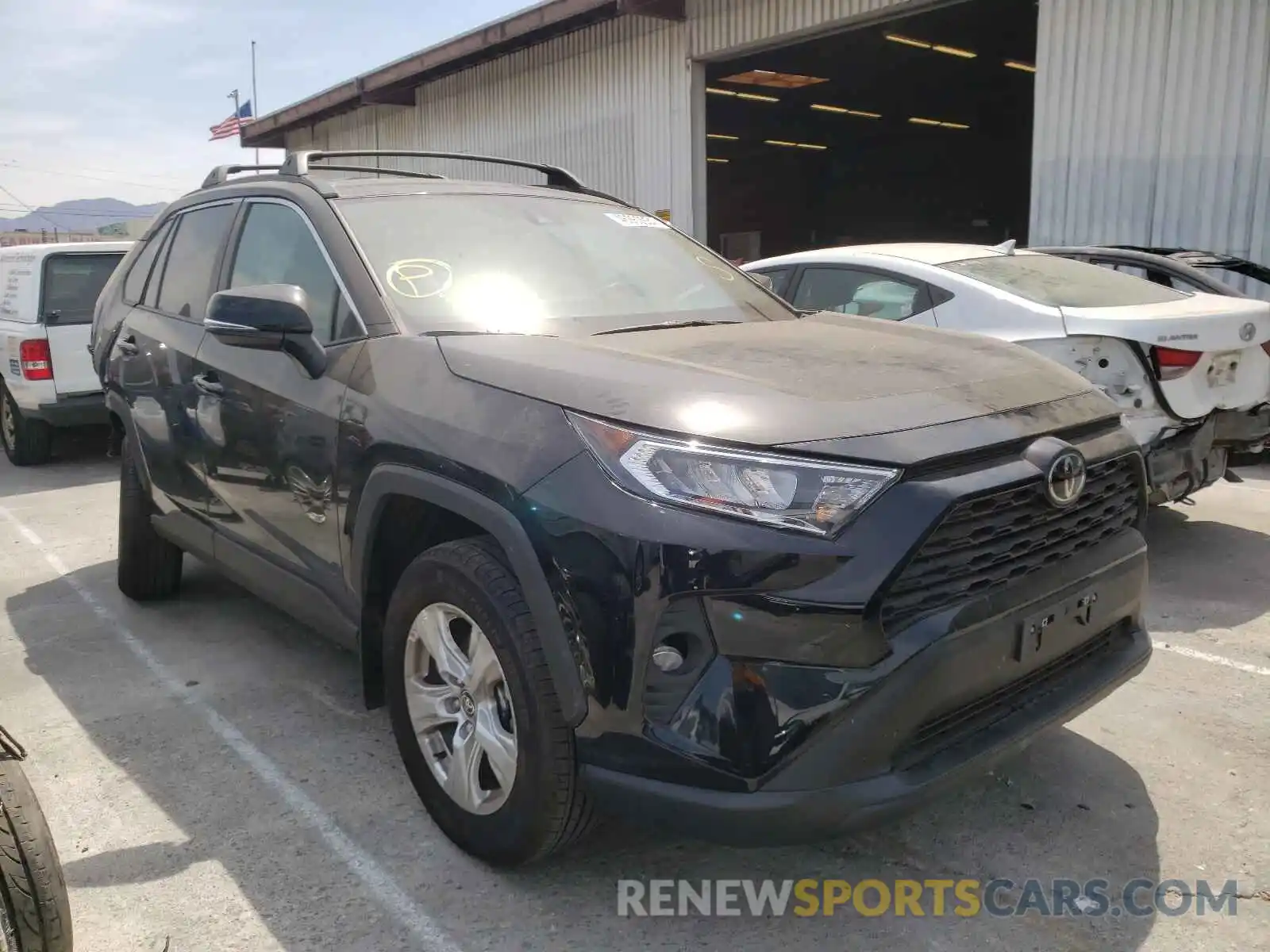 1 Photograph of a damaged car 2T3W1RFV9MC127931 TOYOTA RAV4 2021