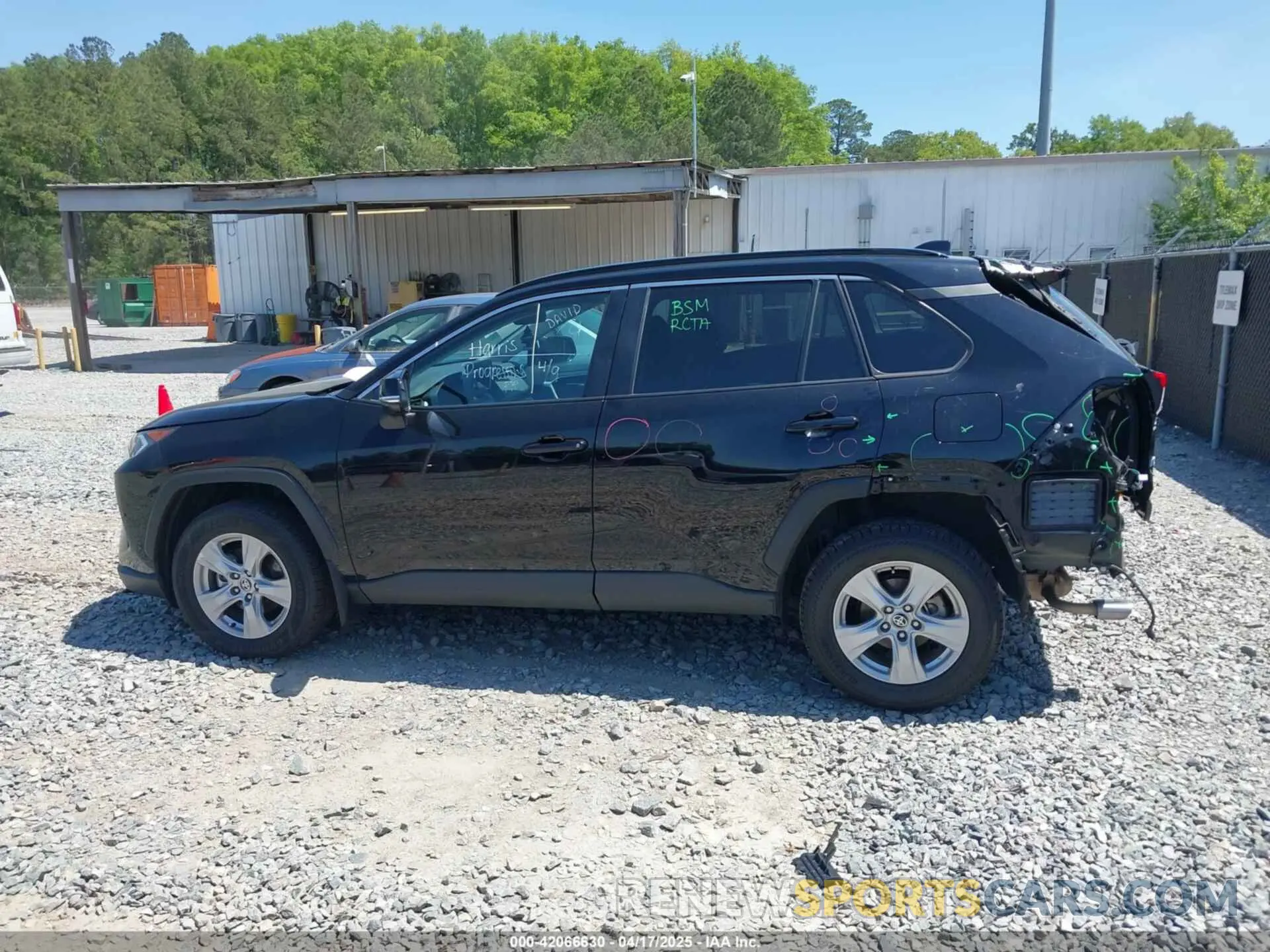 15 Photograph of a damaged car 2T3W1RFV9MC136466 TOYOTA RAV4 2021