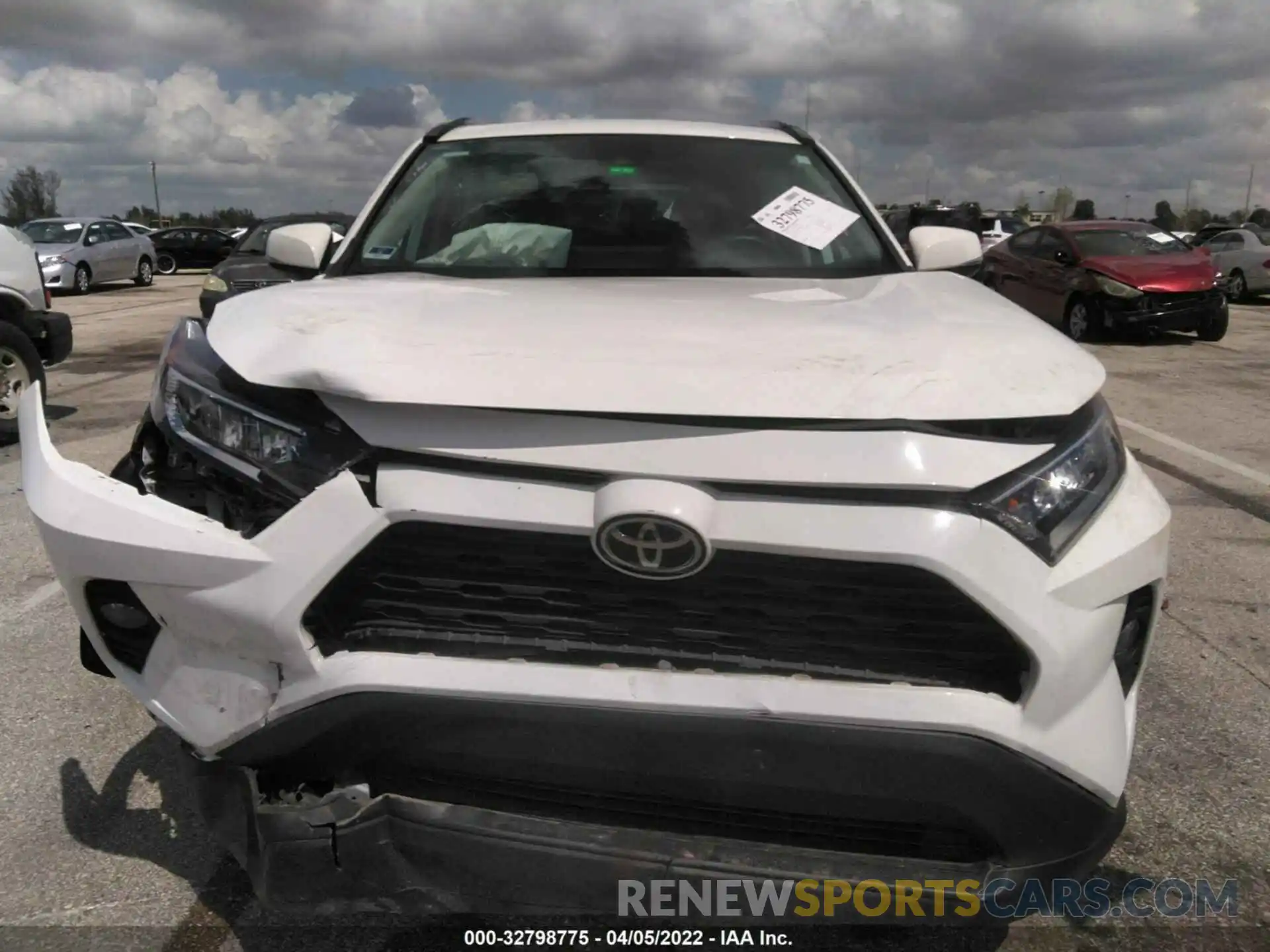 6 Photograph of a damaged car 2T3W1RFV9MC136970 TOYOTA RAV4 2021