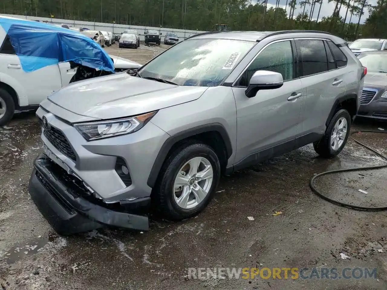 2 Photograph of a damaged car 2T3W1RFV9MC138038 TOYOTA RAV4 2021