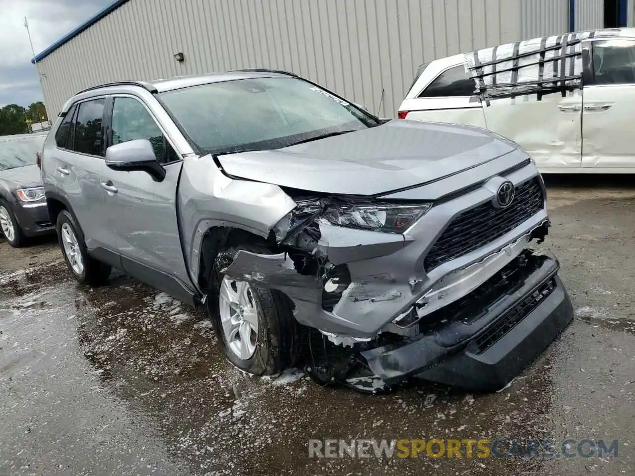 9 Photograph of a damaged car 2T3W1RFV9MC138038 TOYOTA RAV4 2021