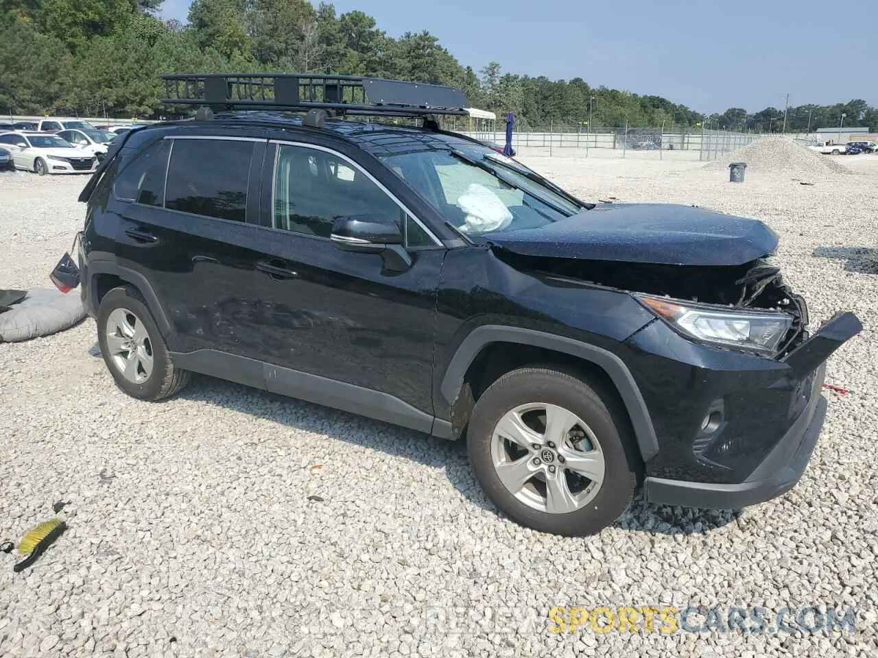 4 Photograph of a damaged car 2T3W1RFV9MC140937 TOYOTA RAV4 2021
