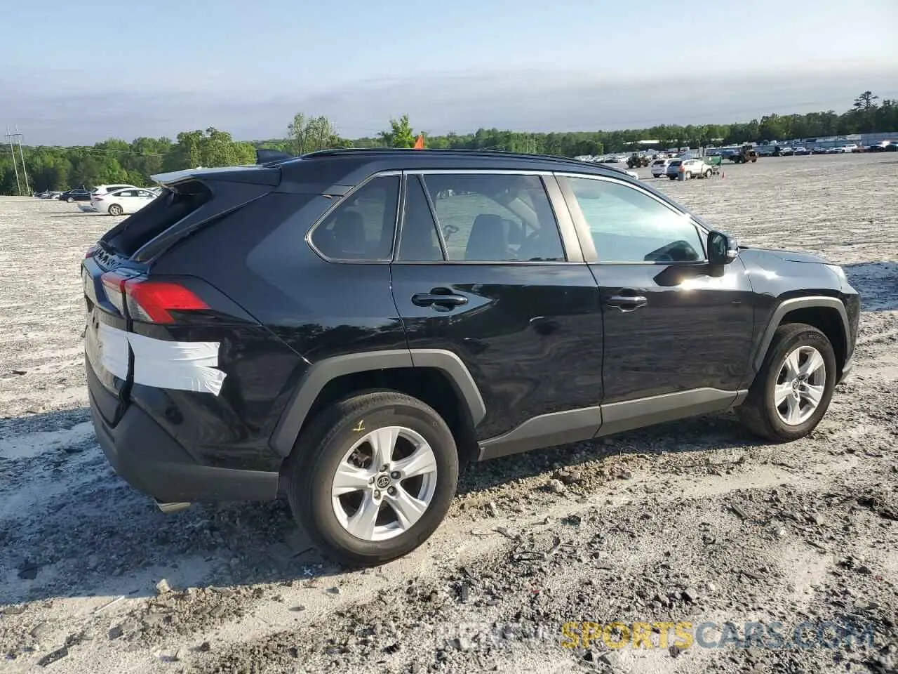 3 Photograph of a damaged car 2T3W1RFV9MC145863 TOYOTA RAV4 2021