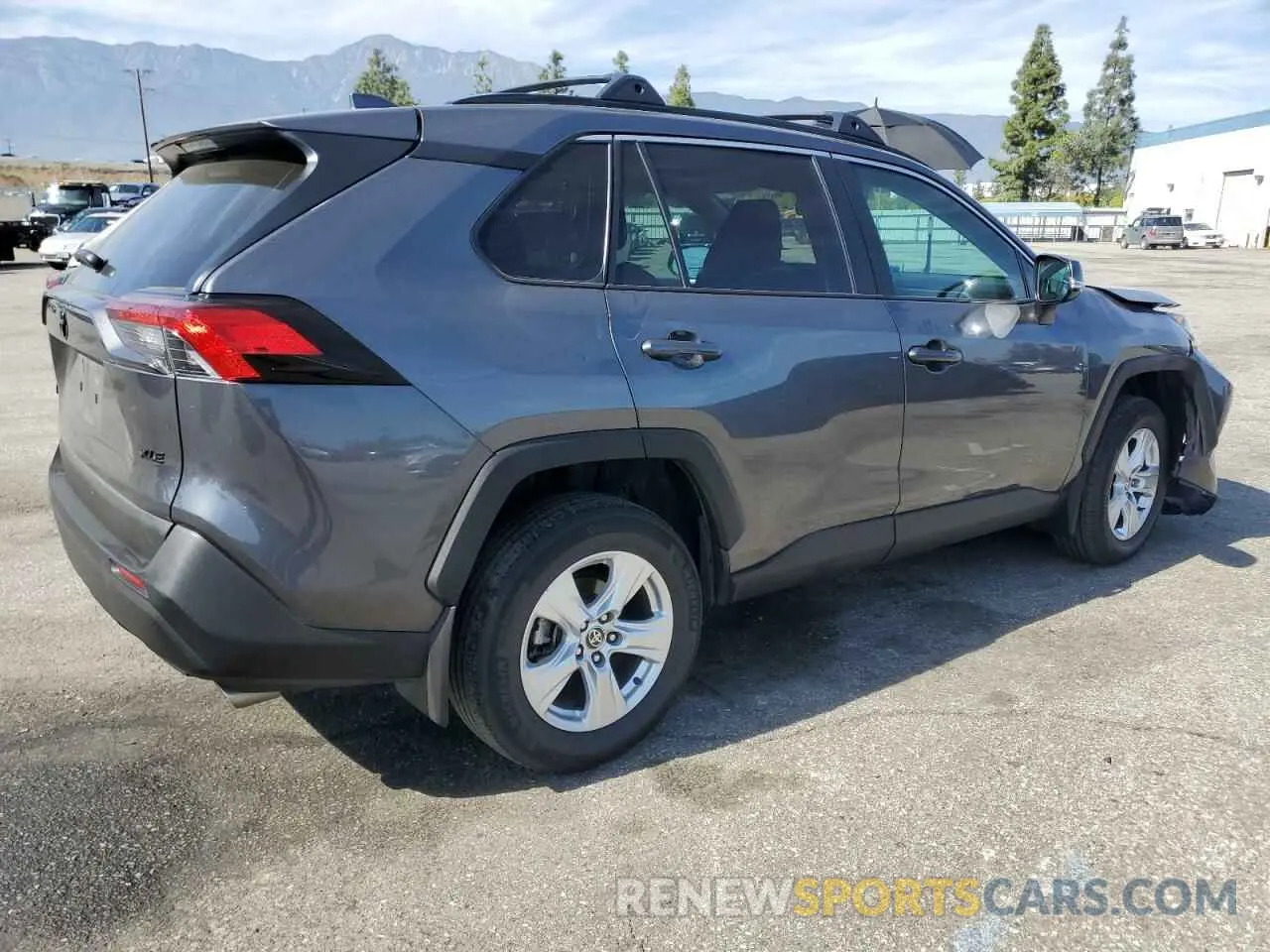 3 Photograph of a damaged car 2T3W1RFV9MC149489 TOYOTA RAV4 2021