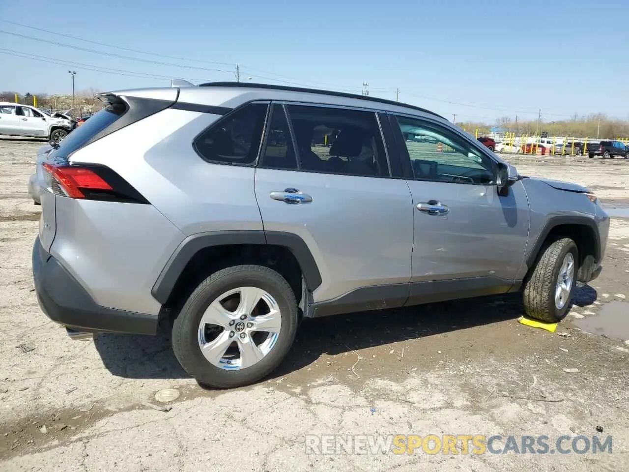 3 Photograph of a damaged car 2T3W1RFV9MC167703 TOYOTA RAV4 2021