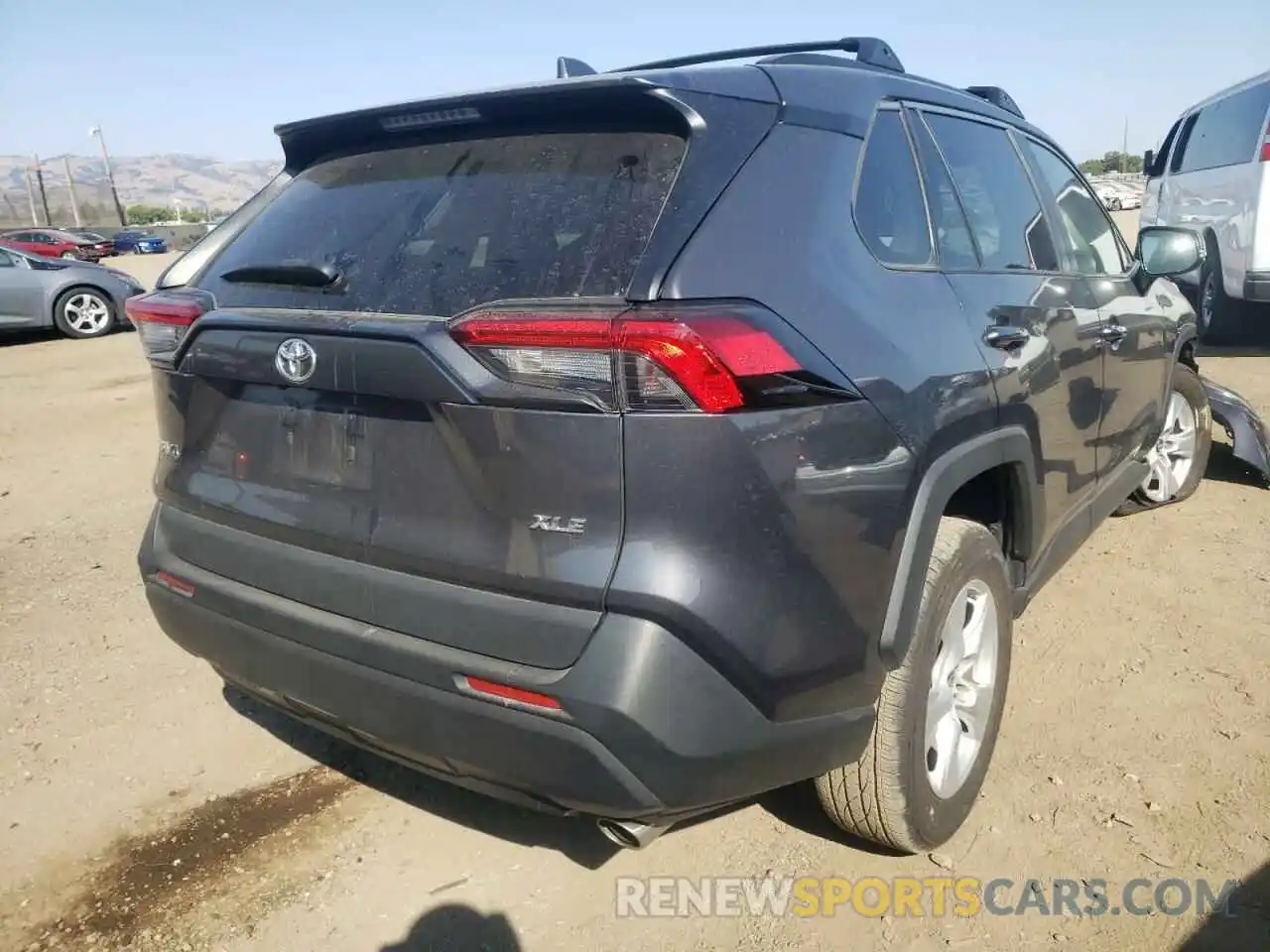 4 Photograph of a damaged car 2T3W1RFV9MW106575 TOYOTA RAV4 2021