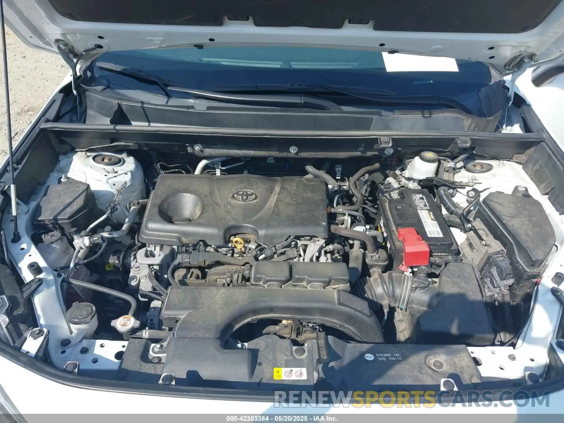 10 Photograph of a damaged car 2T3W1RFV9MW114868 TOYOTA RAV4 2021