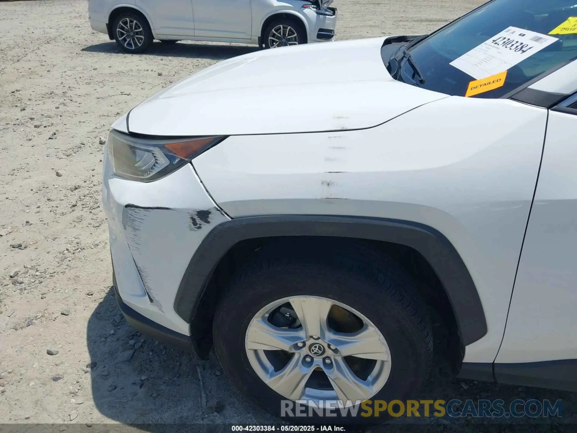 17 Photograph of a damaged car 2T3W1RFV9MW114868 TOYOTA RAV4 2021