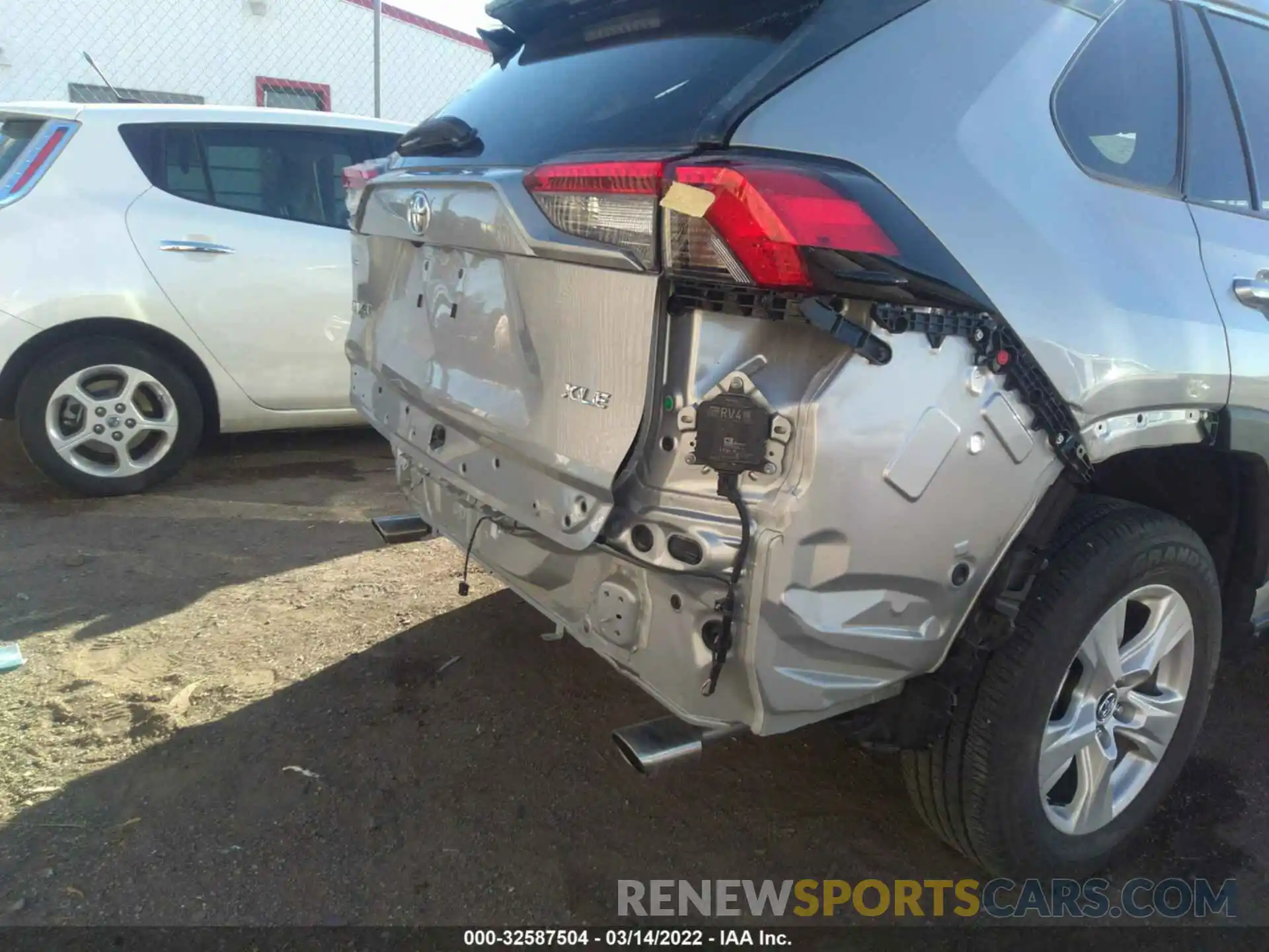 6 Photograph of a damaged car 2T3W1RFV9MW120668 TOYOTA RAV4 2021