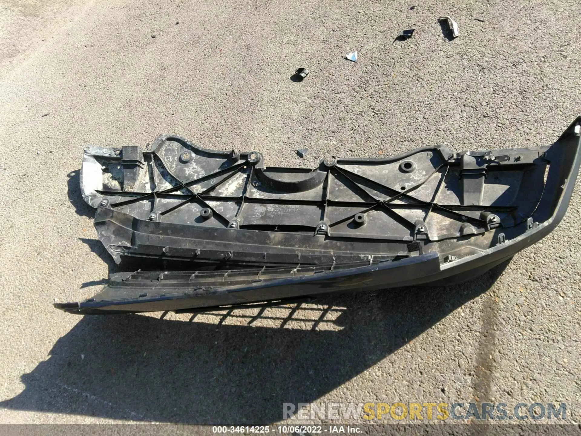 12 Photograph of a damaged car 2T3W1RFV9MW123568 TOYOTA RAV4 2021